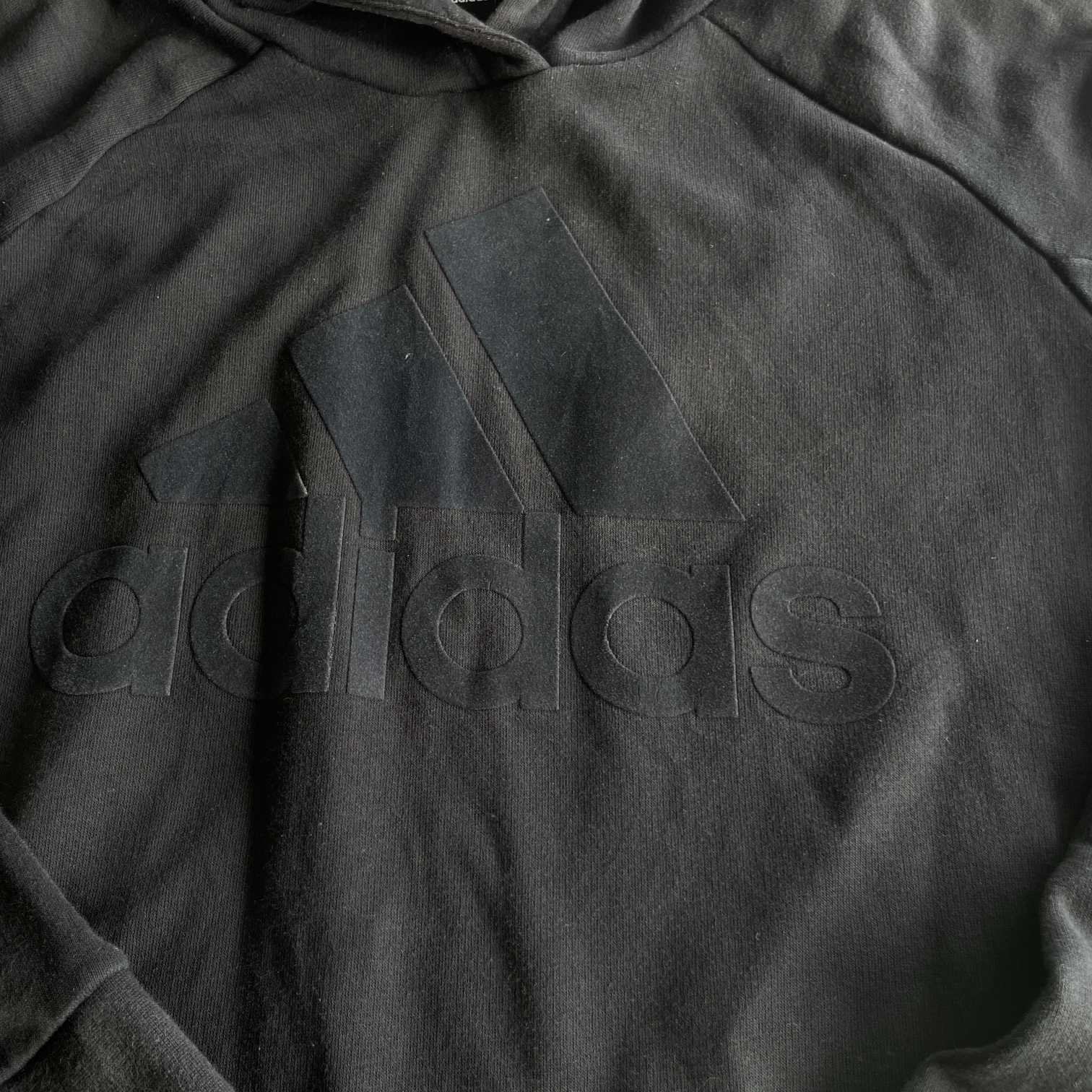 Vintage women graphics black hoodie in M|L27 W19|SKU 5653