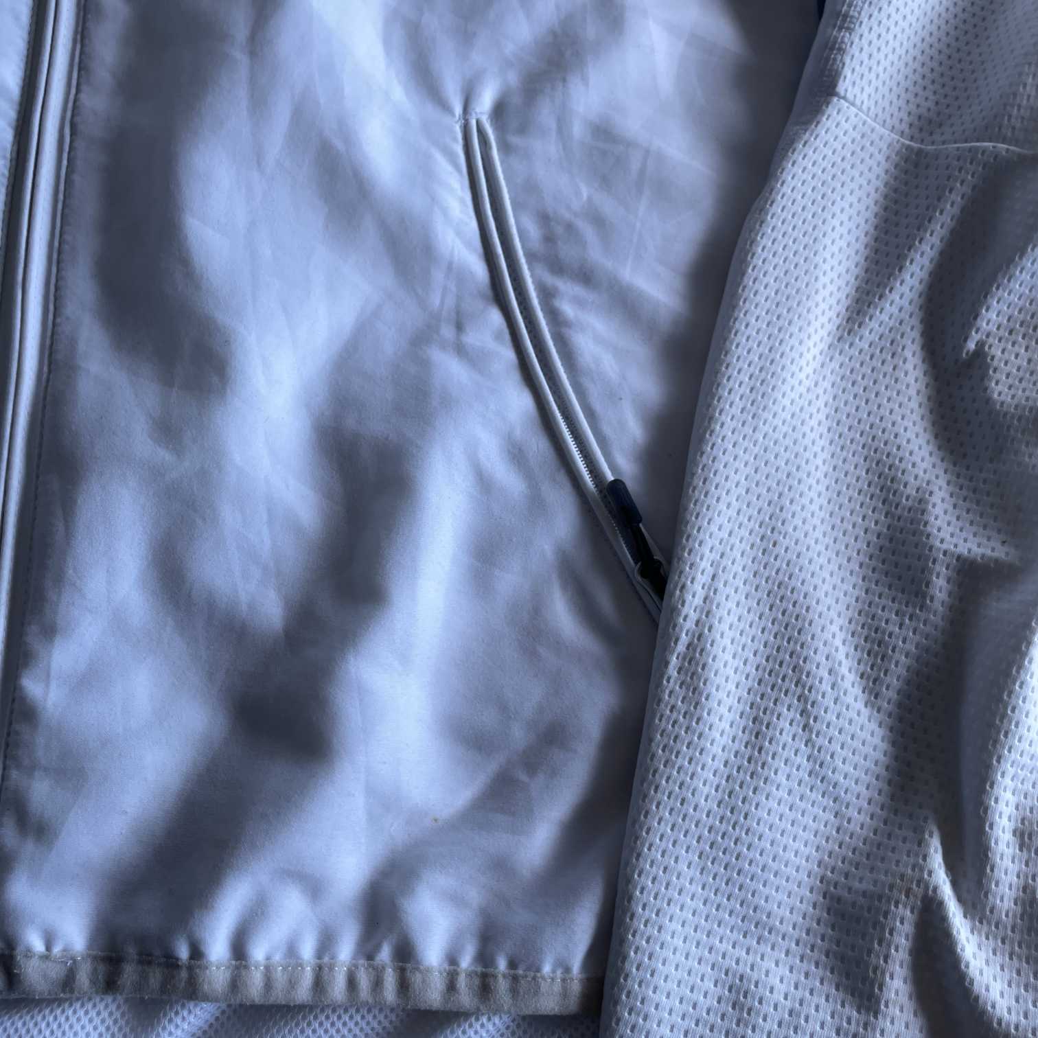 Vintage men Adidas Climalite Essink sport centrum white full zip track top in L|L32 W24| SKU 5668