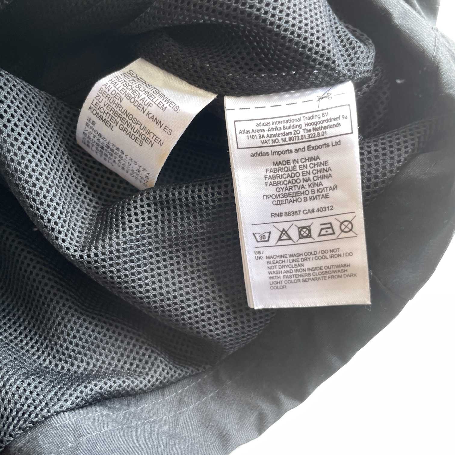 Vintage men Adidas Horst Nord sport black full zip track top in XXL|L34 W24|SKU 5669