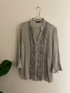Vintage women grey ruffle neck long sleeve blouse size M