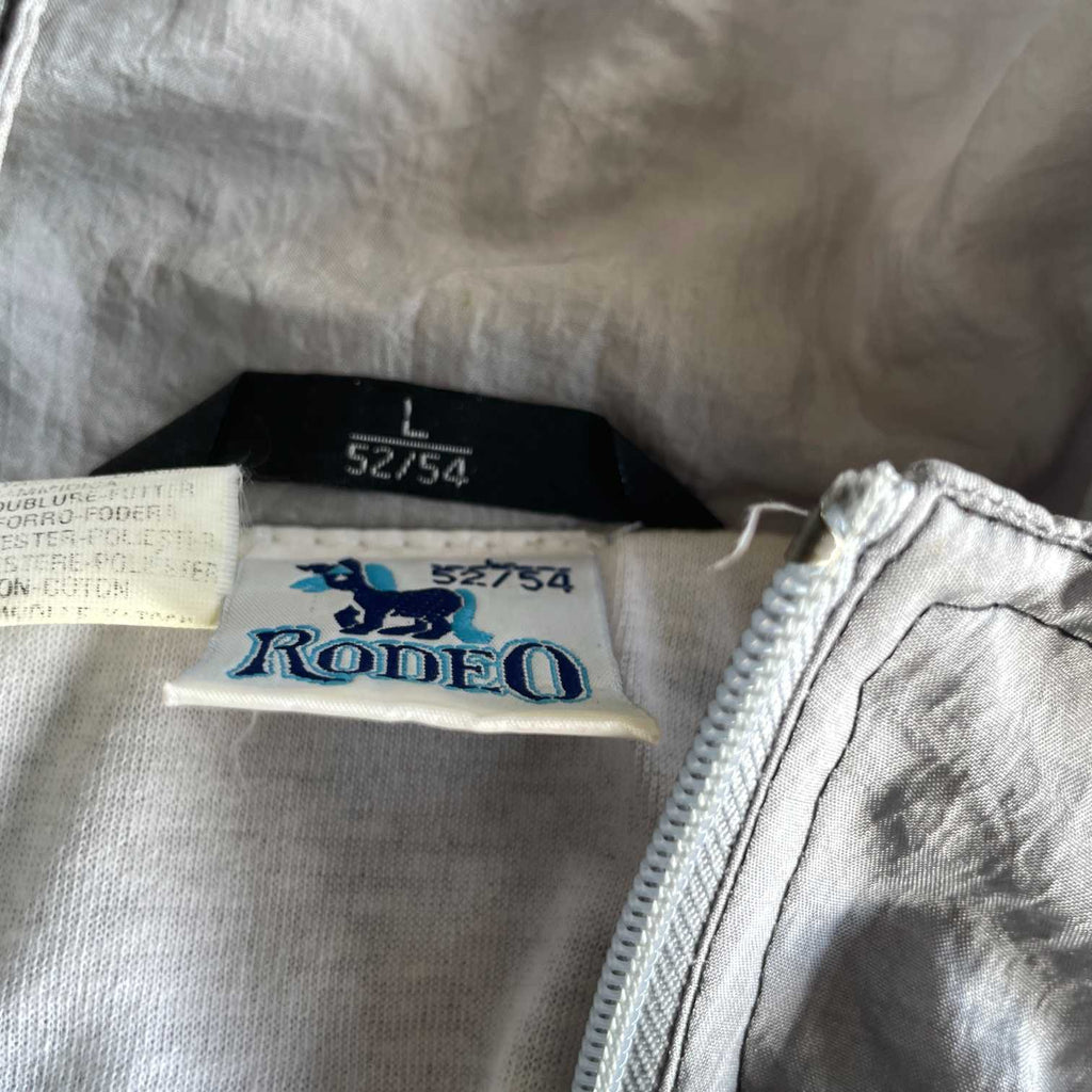 Vintage men Rodeo grey nylon polyester windbreaker full zip jacket in L|L31 W25|SKU 5672