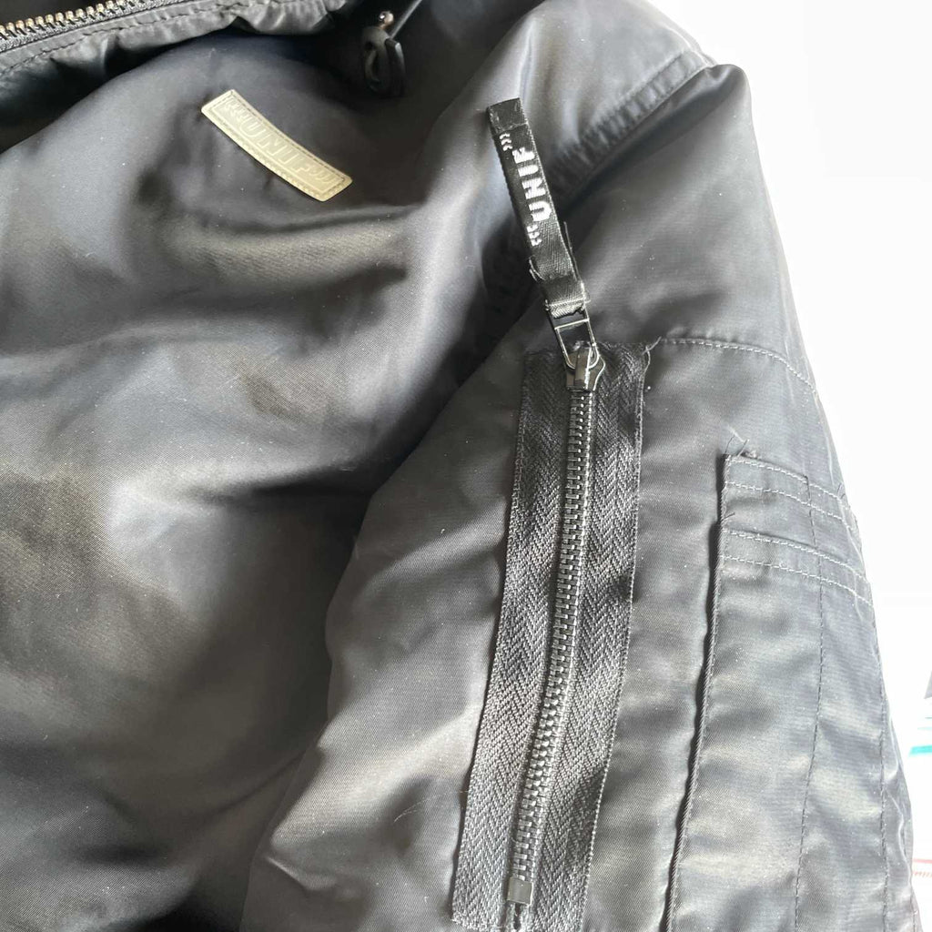 Vintage men black Unif puffer padded nylon polyester full zip hoodie in L|L28 W26|SKU 5676