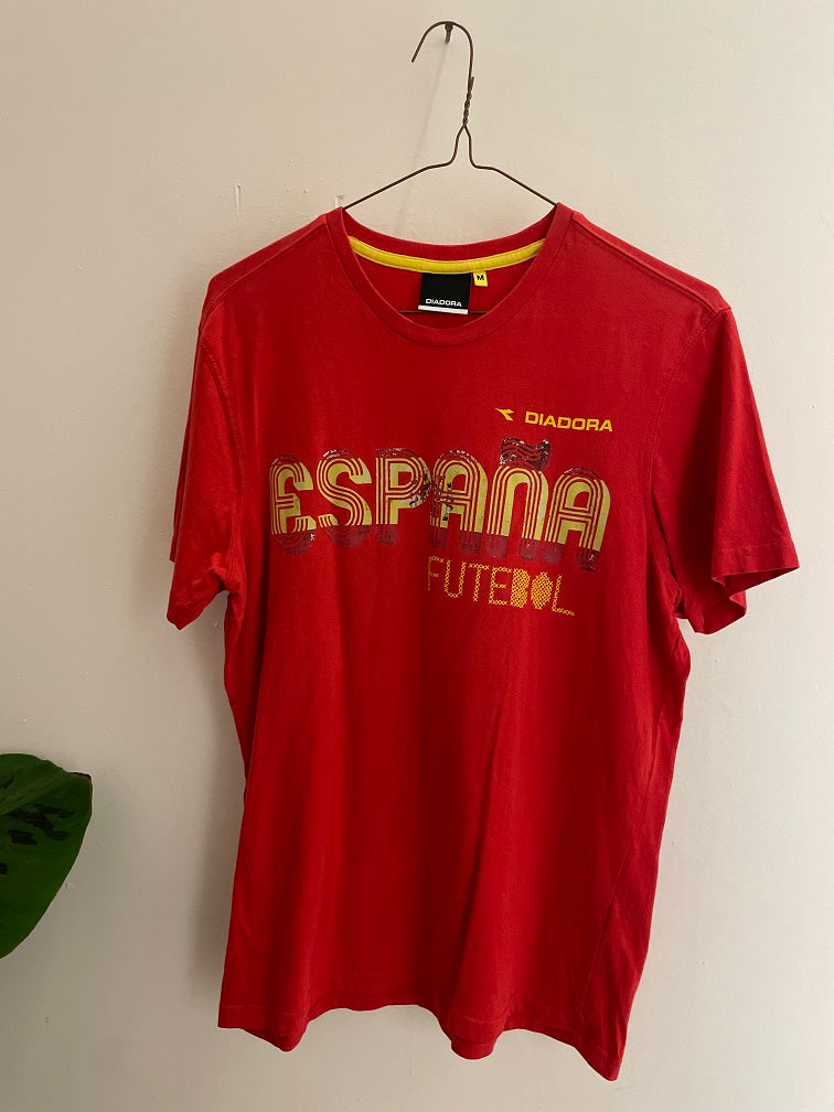 Vintage red spain national football team tshirt size M