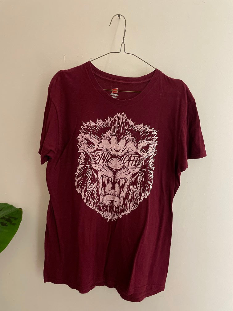 Vintage Hanes wine Graphics tshirt size M