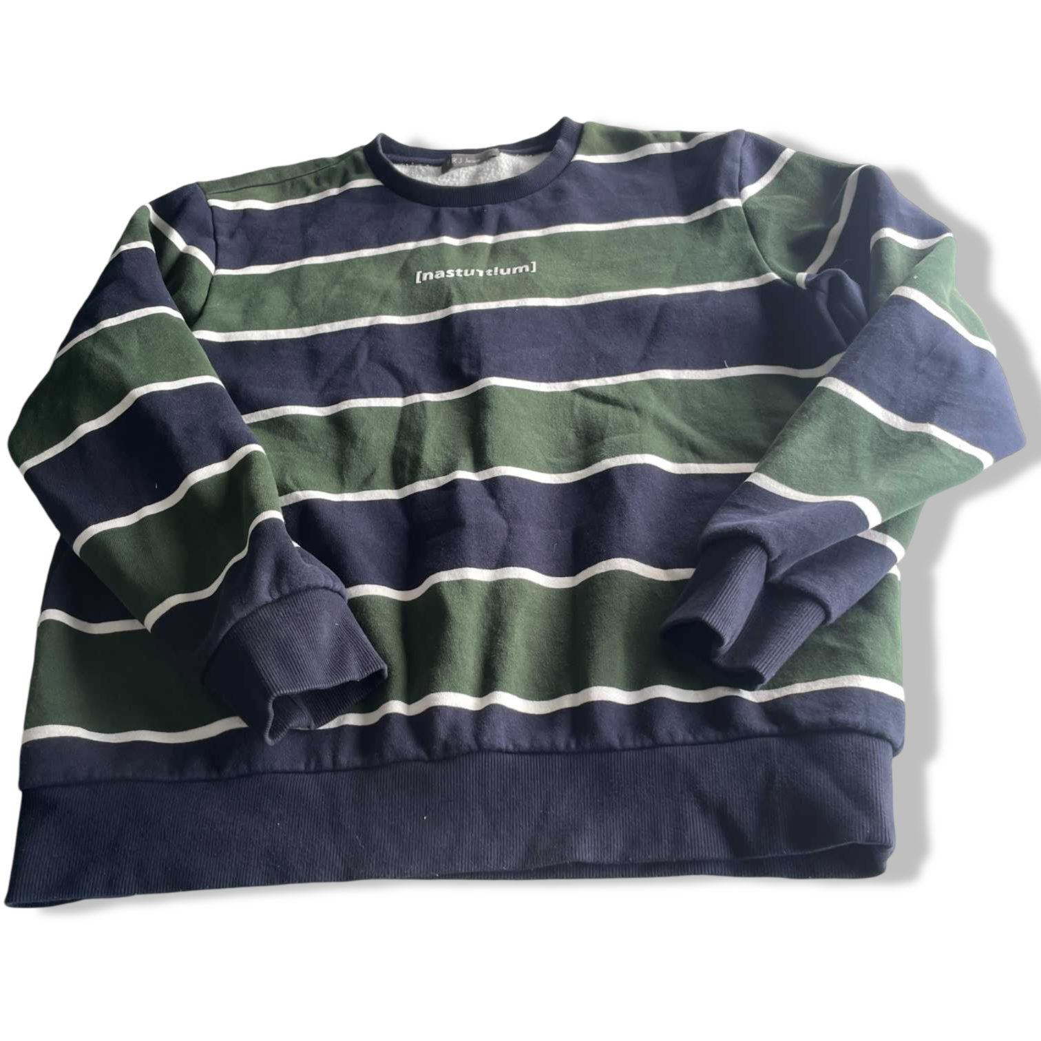 Vintage men green blue multi stripe  crew neck sweatshirt in M|L27 W21|SKU 5693