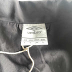Vintage men black Umbro full zip high neck windbreaker jacket in L|L30 W22|SKU 5706
