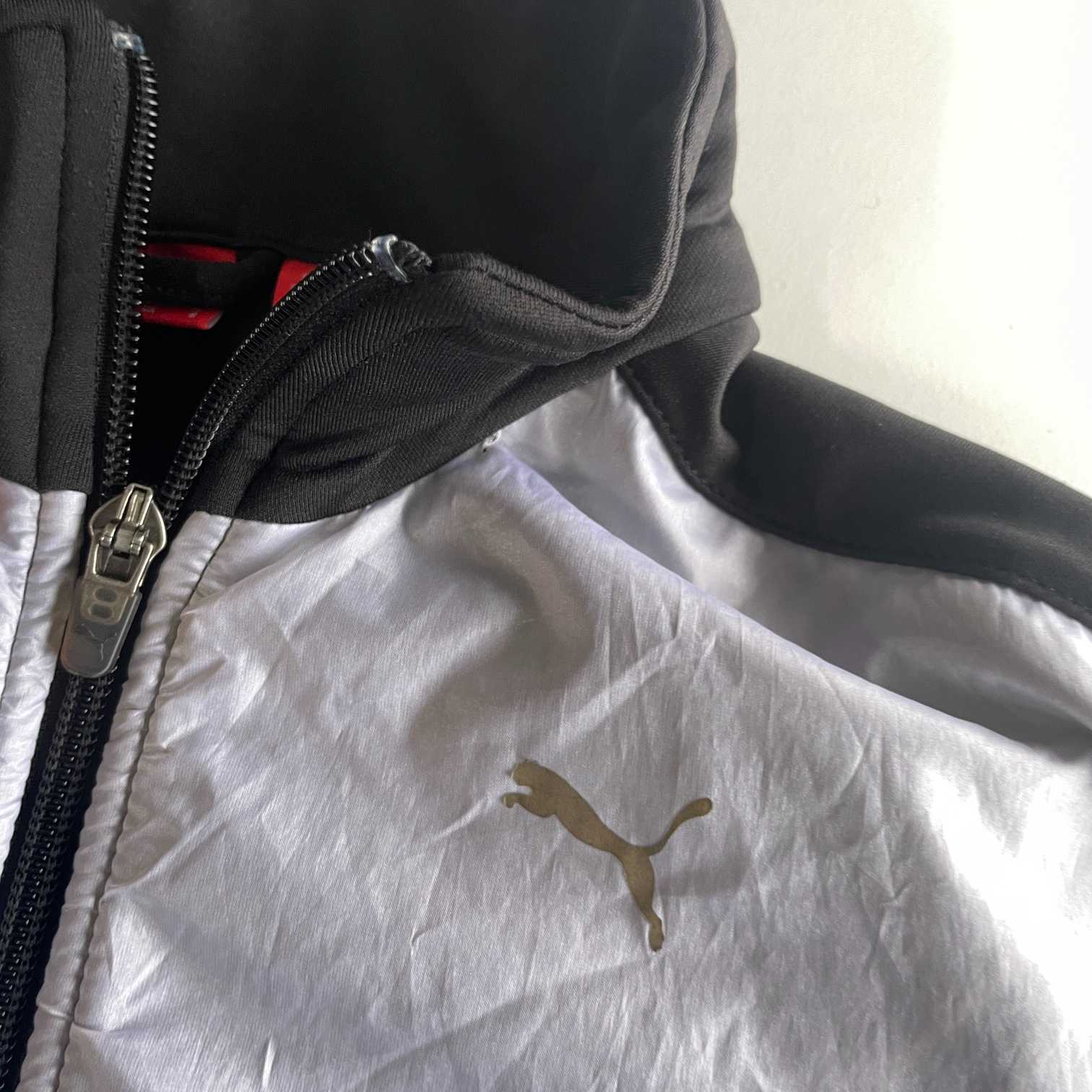 Vintage women Puma white & black colorblock full zip track jacket in XS|L24 W17|SKU 5720