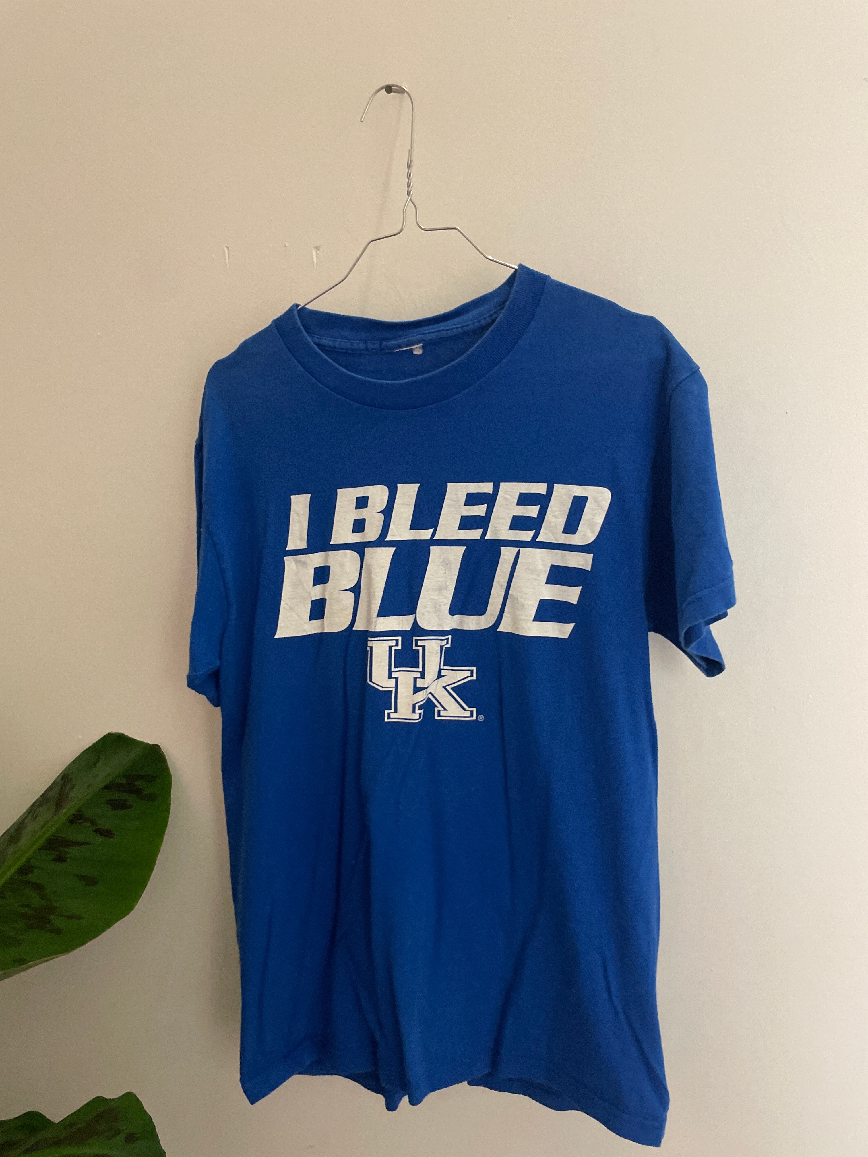 Vintage i bleed blue uk blue tshirt size M