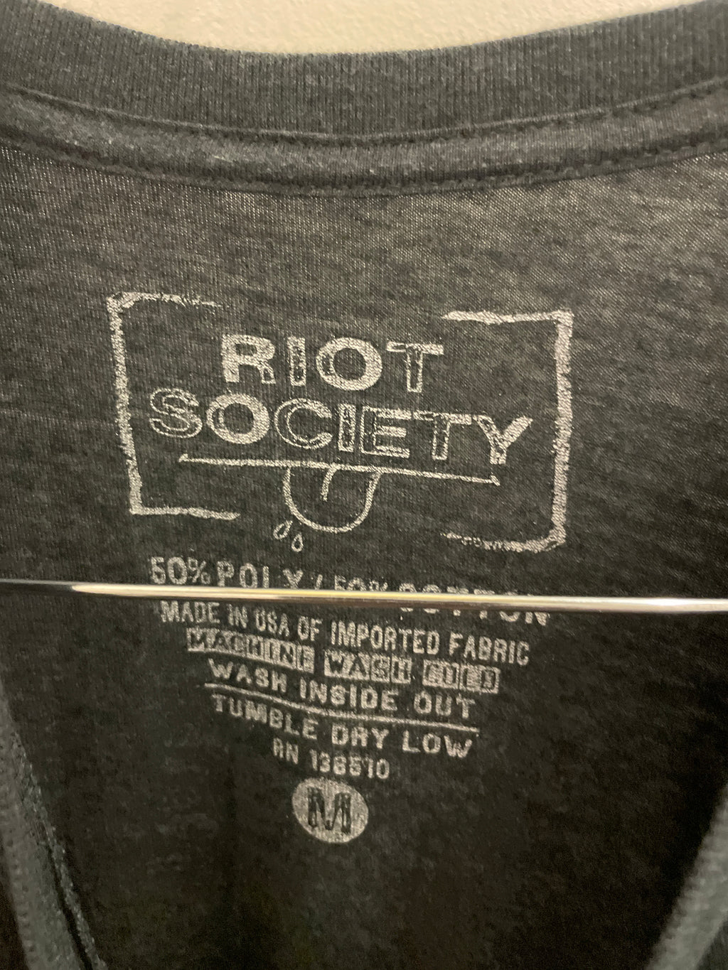 Vintage riot society grey graphics tshirt size m