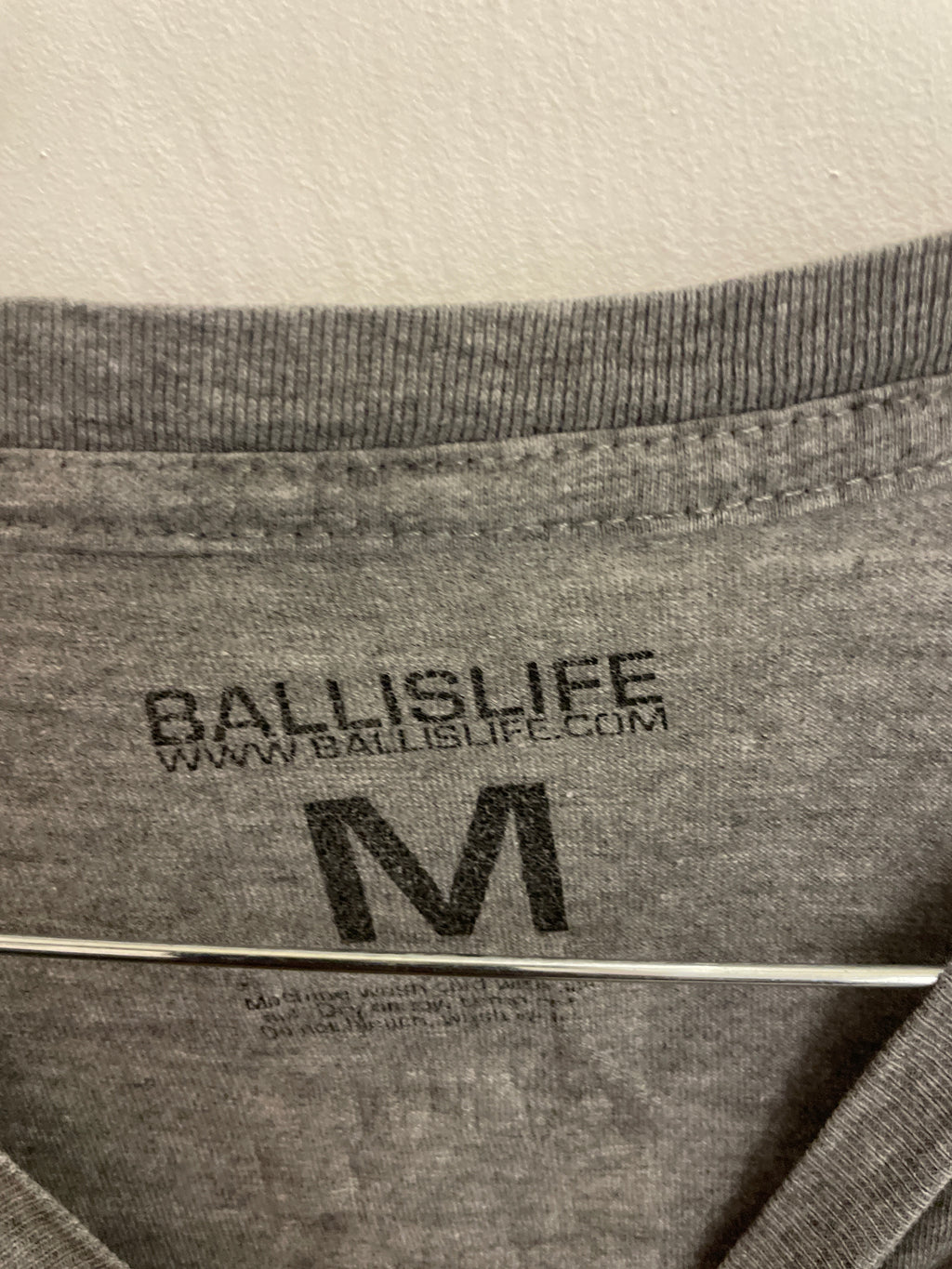 Vintage grey ballislife streetwear graphics tshirt size M