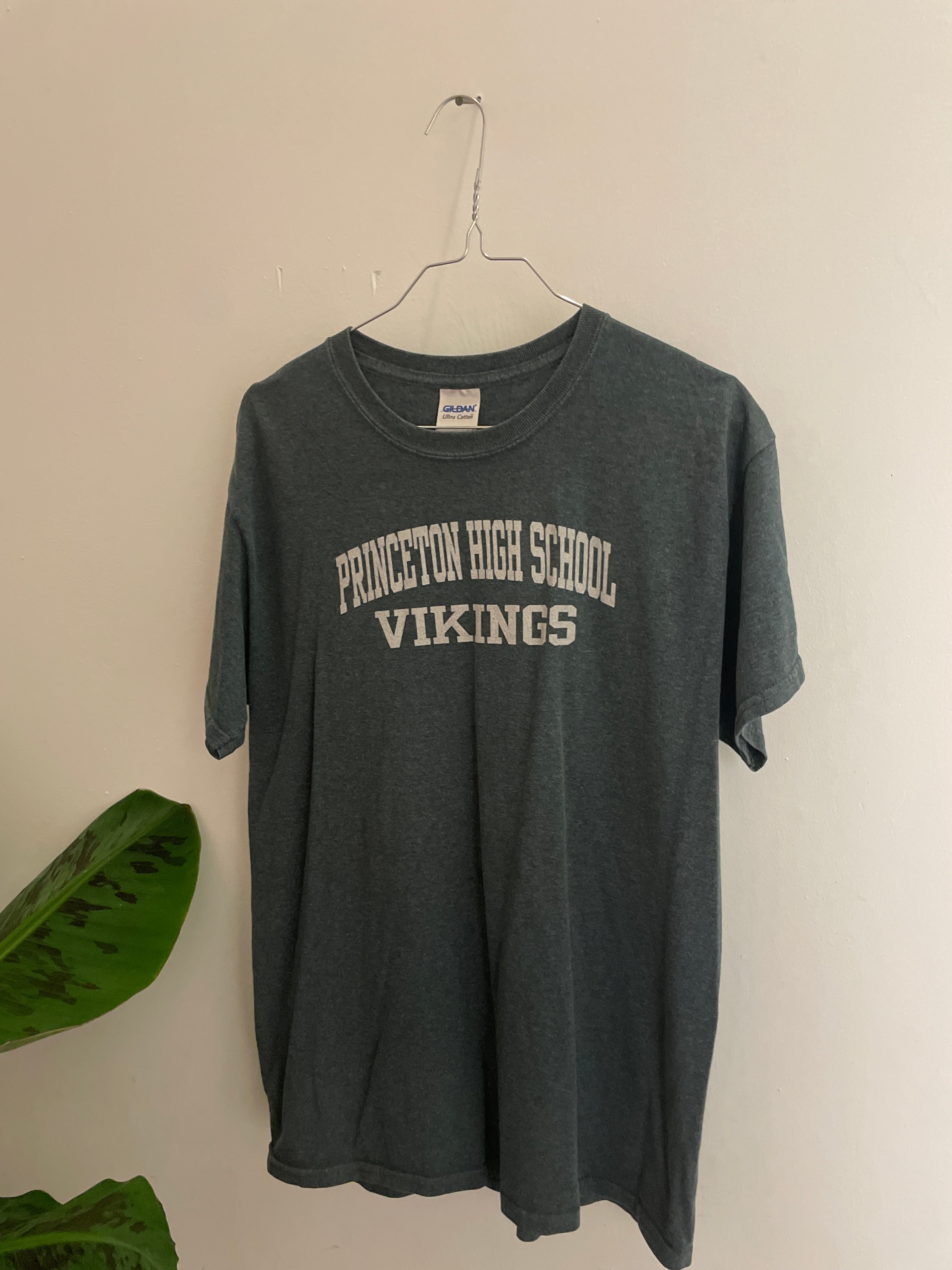 Vintage grey princeton high school vikings tshirt size m