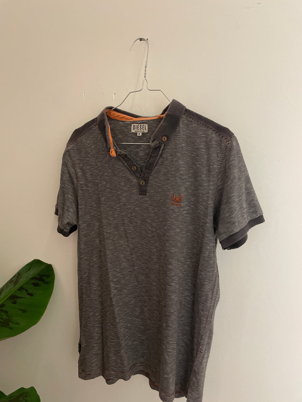 Vintage diesel 1/4 button up grey stripped tshirt size M