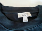 Vintage Women's COS black sweatshirt in M|L26 W22| SKU 4399