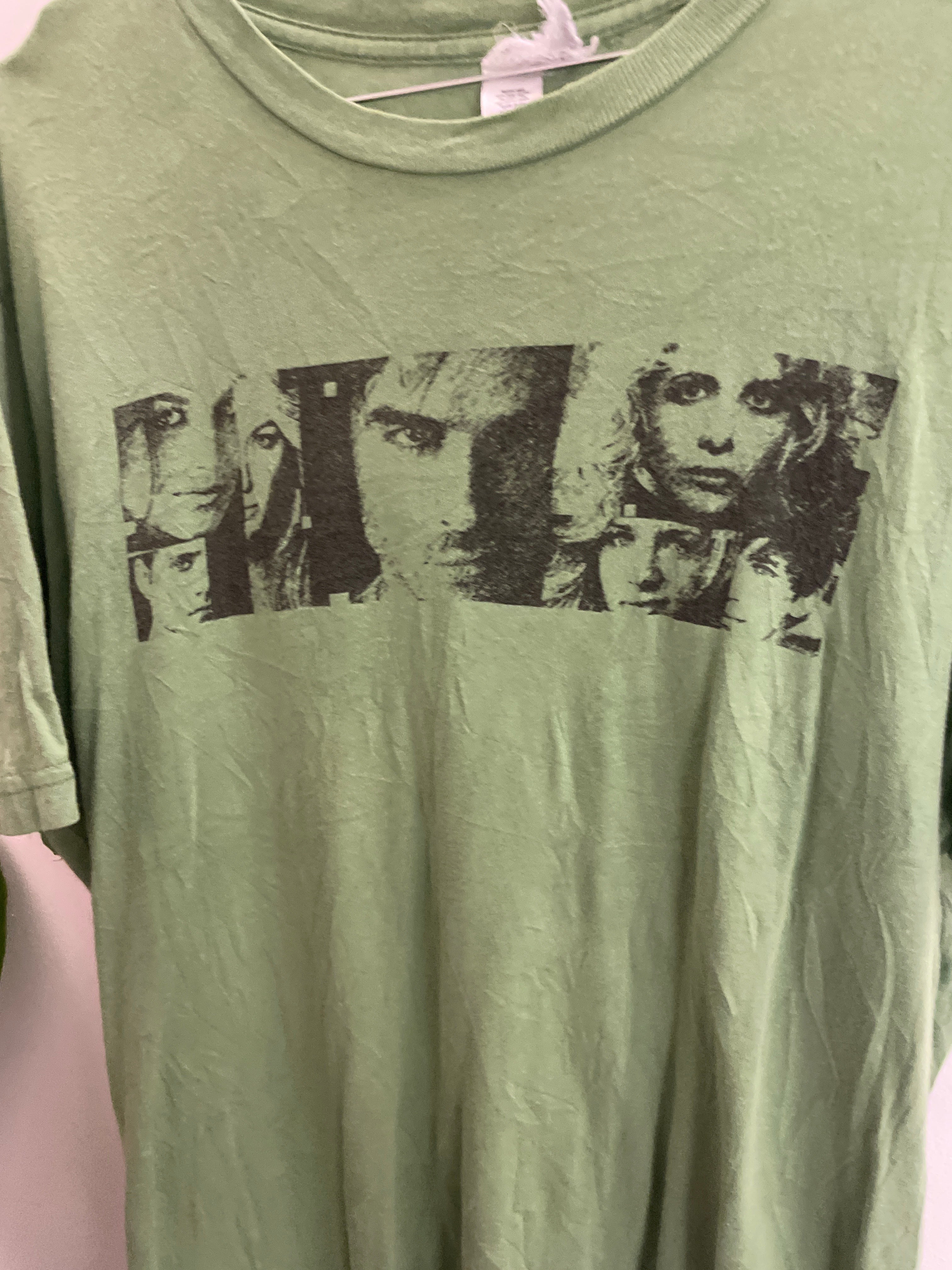 Vintage green graphics tshirt size XL