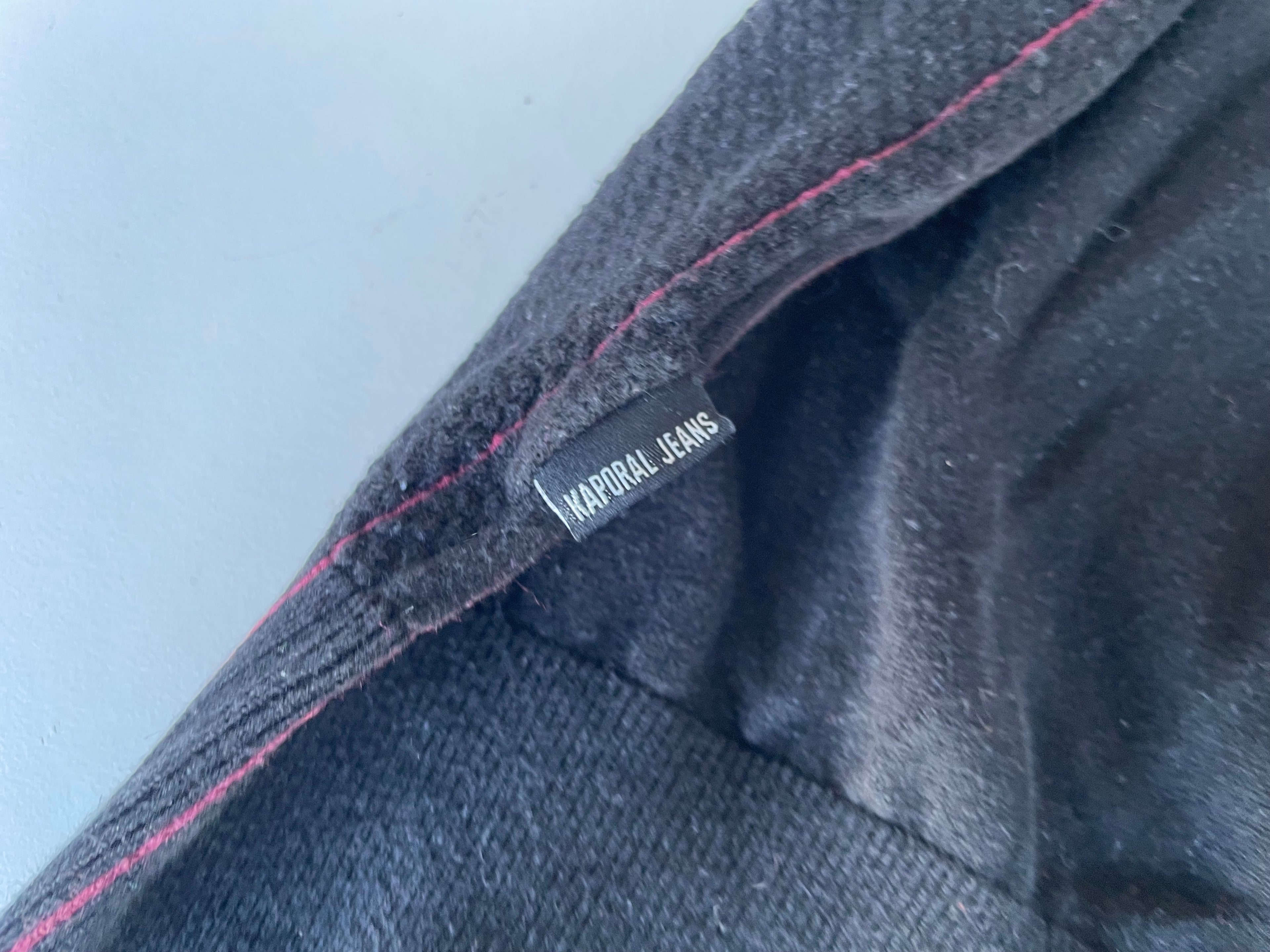 Vintage Men's Black Kaporal Jeans sweatshirt in L|L27 W20| SKU 4402