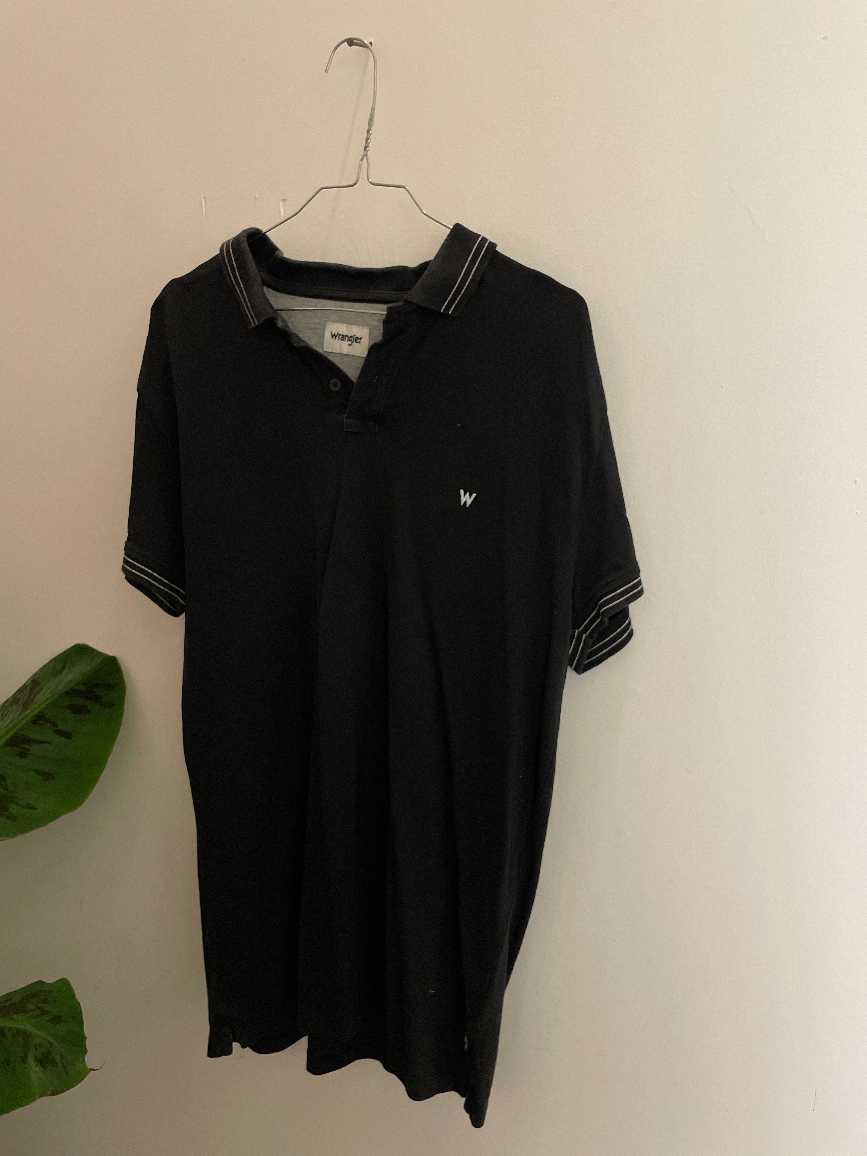 Vintage black wrangler mens polo shirt size M