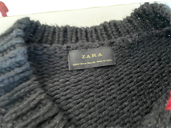 Vintage black Zara stripped knitted sweater in L/XL| L32 W22|SKU 4421