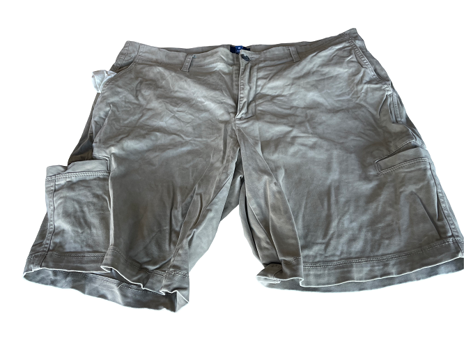 Vintage Men's George beige cargo short in 2XL| L9 W38| SKU 4427