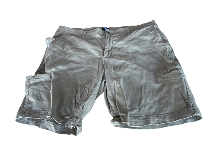 Vintage Men's George beige cargo short in 2XL| L9 W38| SKU 4427
