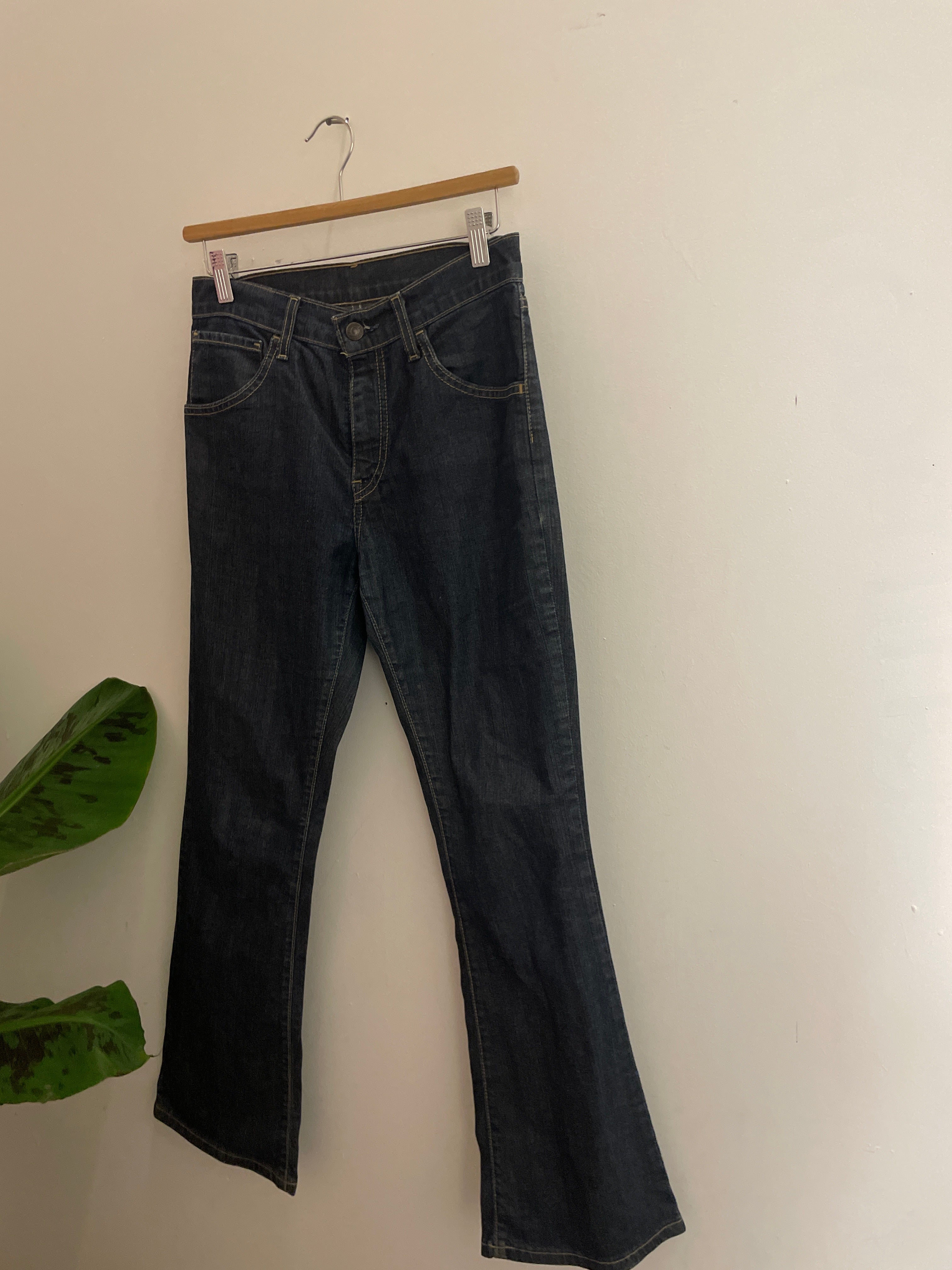 Vintage blue levis strauss & co mens jeans trousers size M