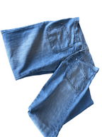 Vintage women's light blue A jeans in M| L27 W30| SKU 4431