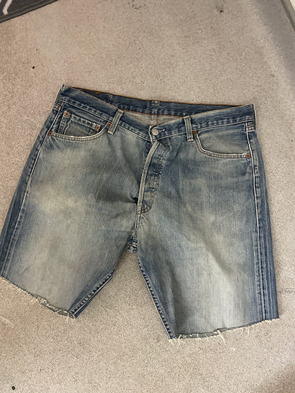 Vintage levis blue mens cut off large short