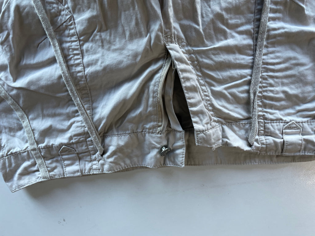 Vintage women's Esmara cream Cargo short in L| L5 W32| SKU 4433