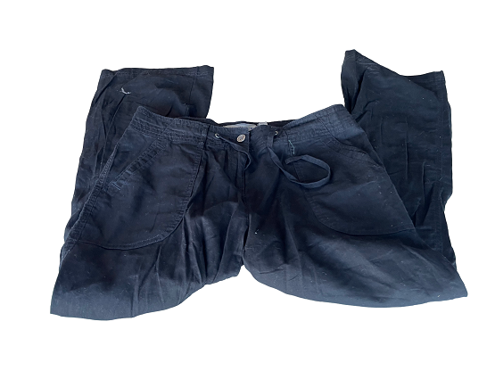 Vintage women's casual black cargo straight leg trousers size 12R|L28 W34|SKU 4435