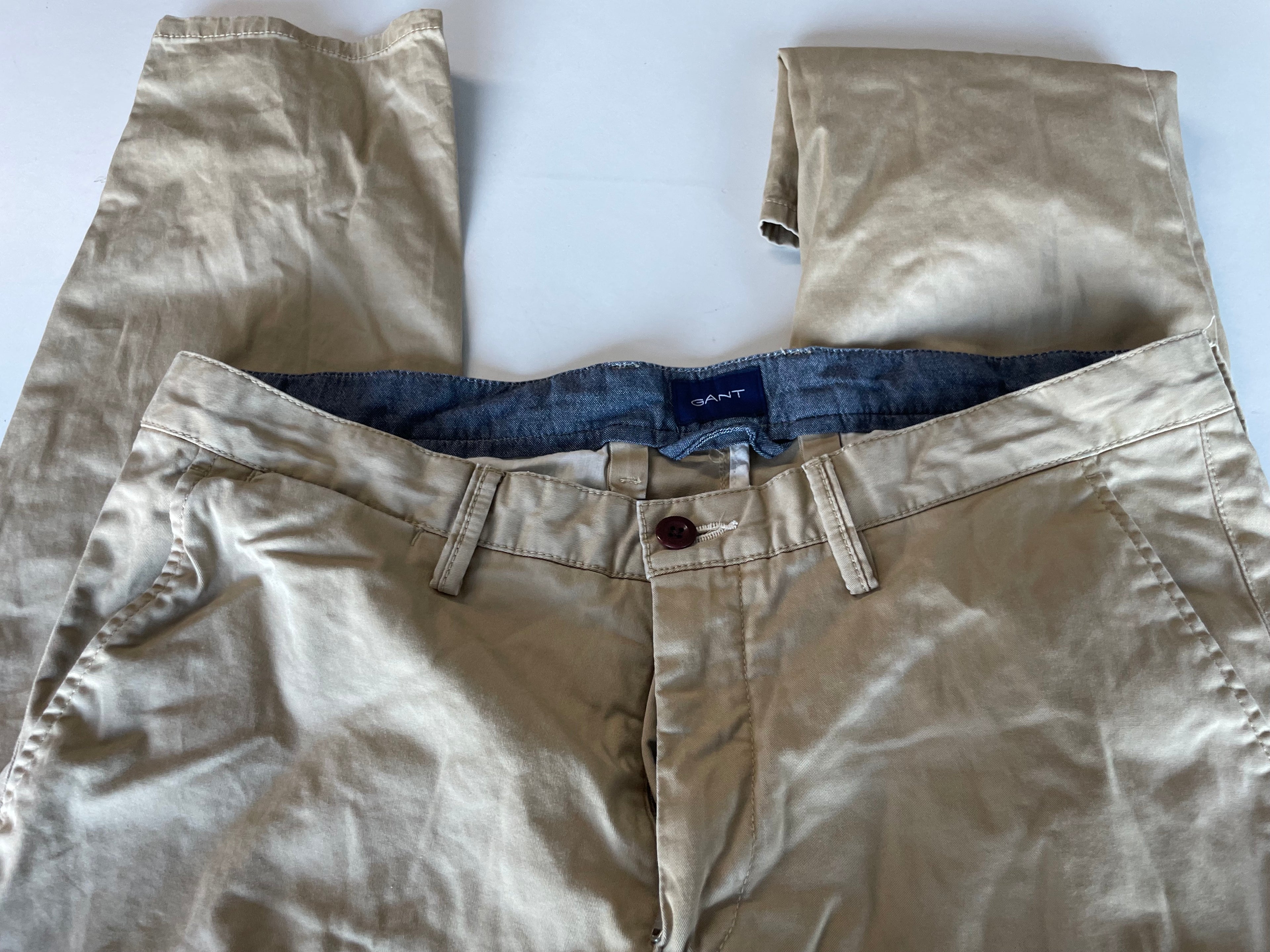 Vintage Men's Gant cream chinos trouser in XL| L34 W 34| SKU 4440