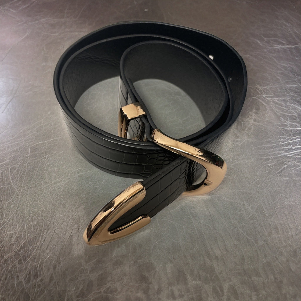 Vintage Glamorous black faux leather belt