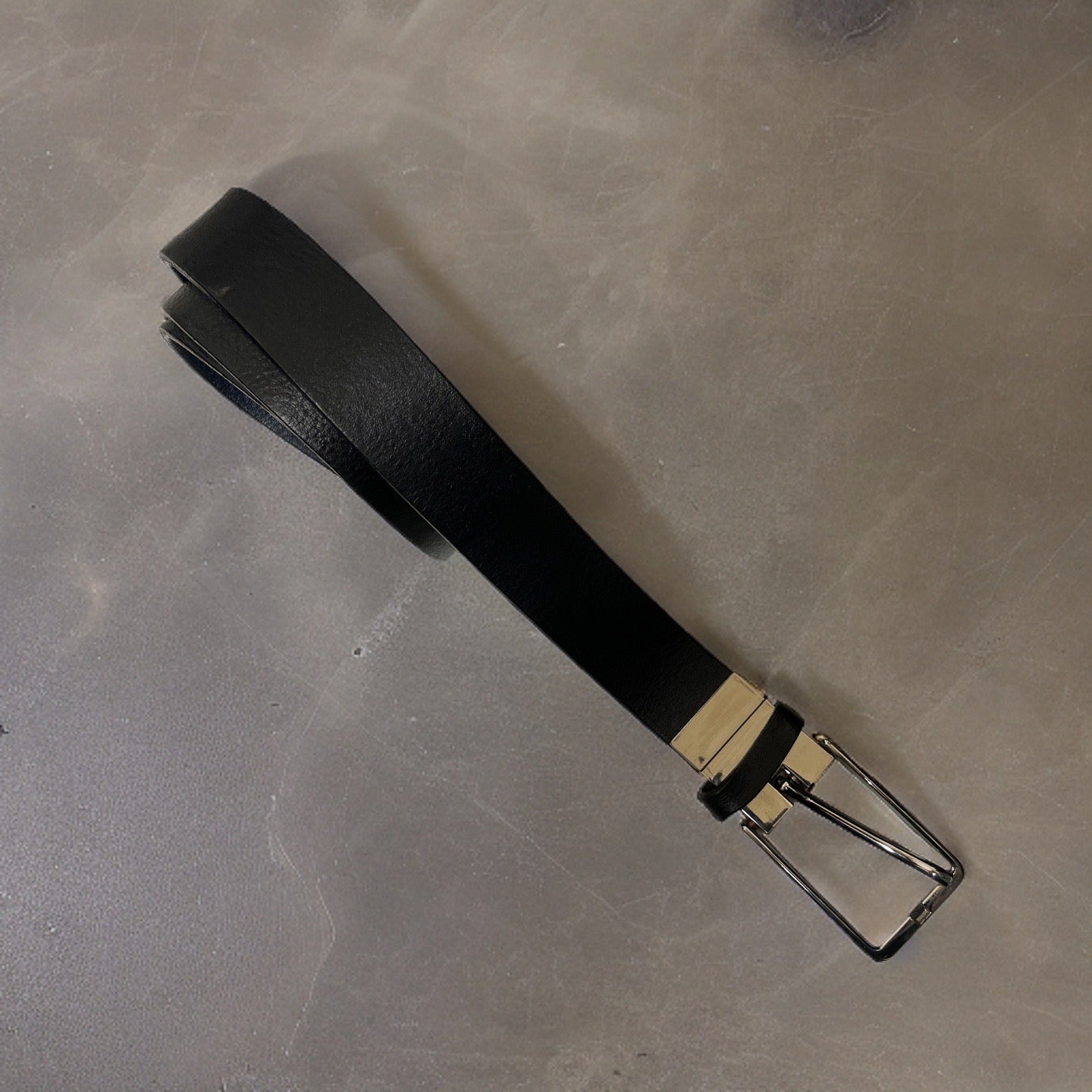 Vintage black mens classic buckle belt size M
