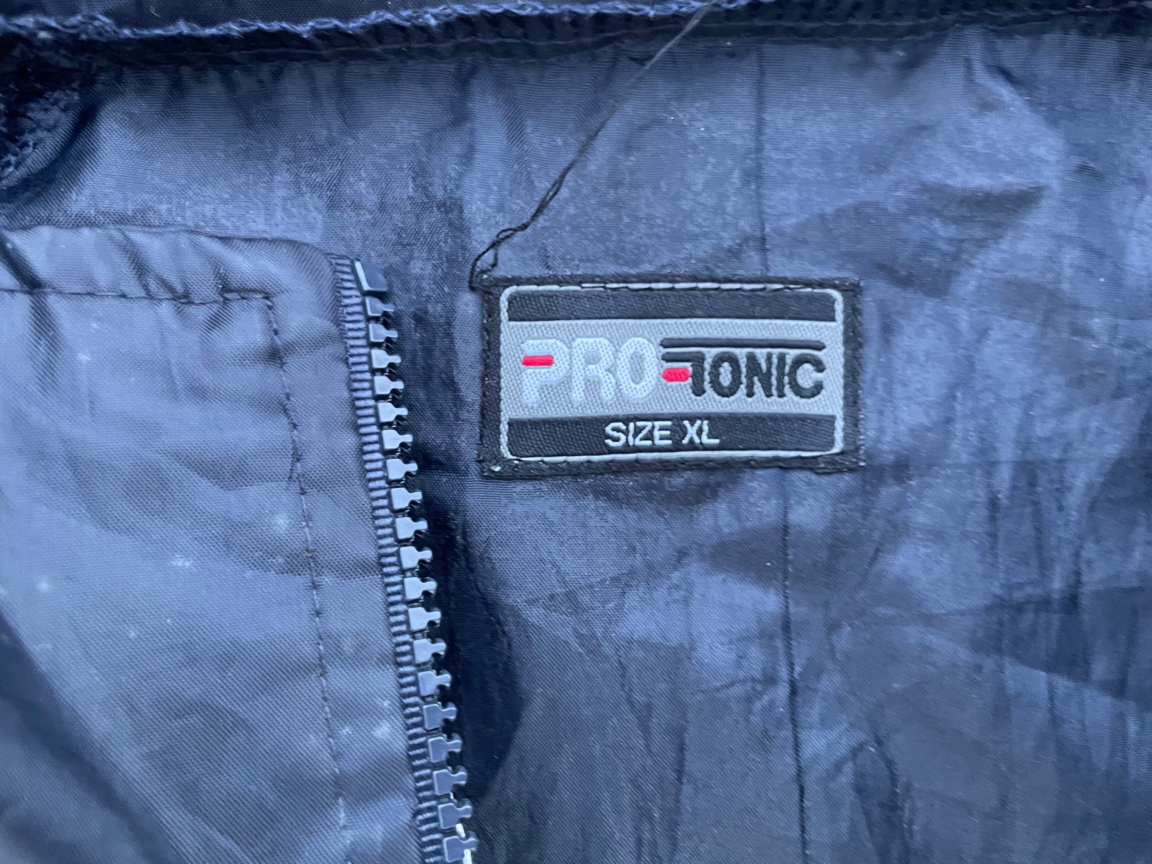 Vintage Protonic black full zip windbreaker hoodie jacket in XL|L 31 W27|SKU 4468