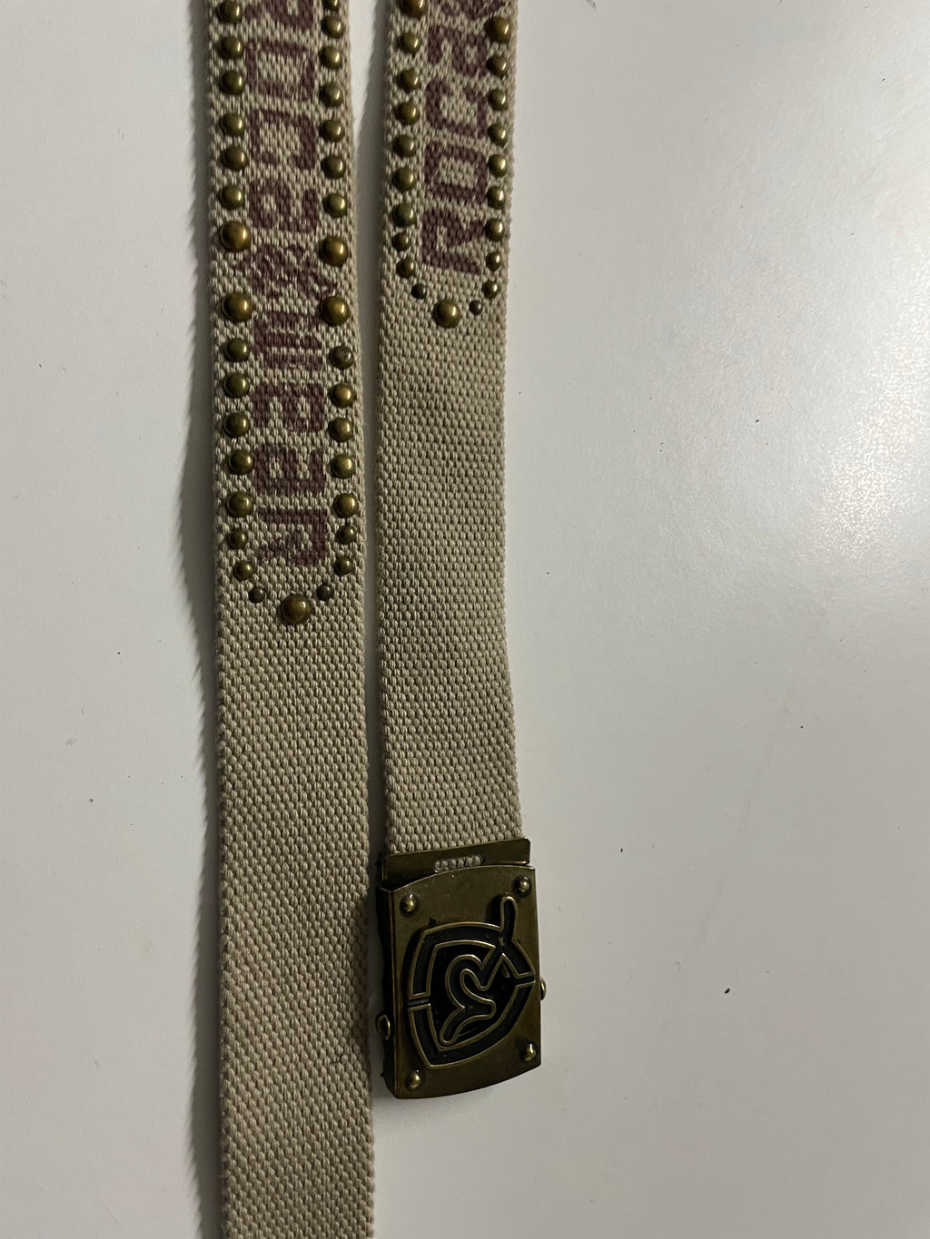 Vintage Rocawear cream military studded buckle belt| L43| SKU 4493