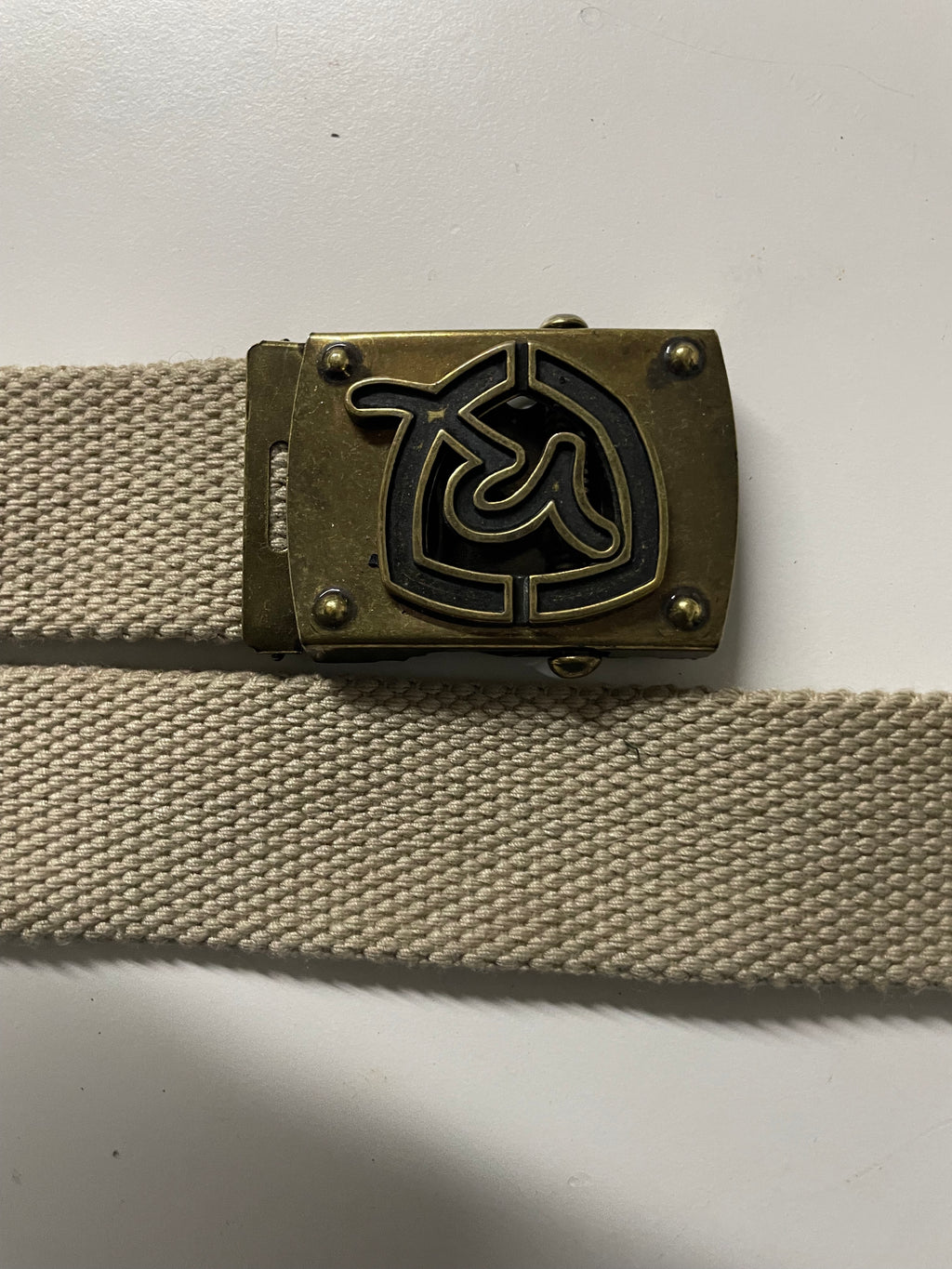 Vintage Rocawear cream military studded buckle belt| L43| SKU 4493