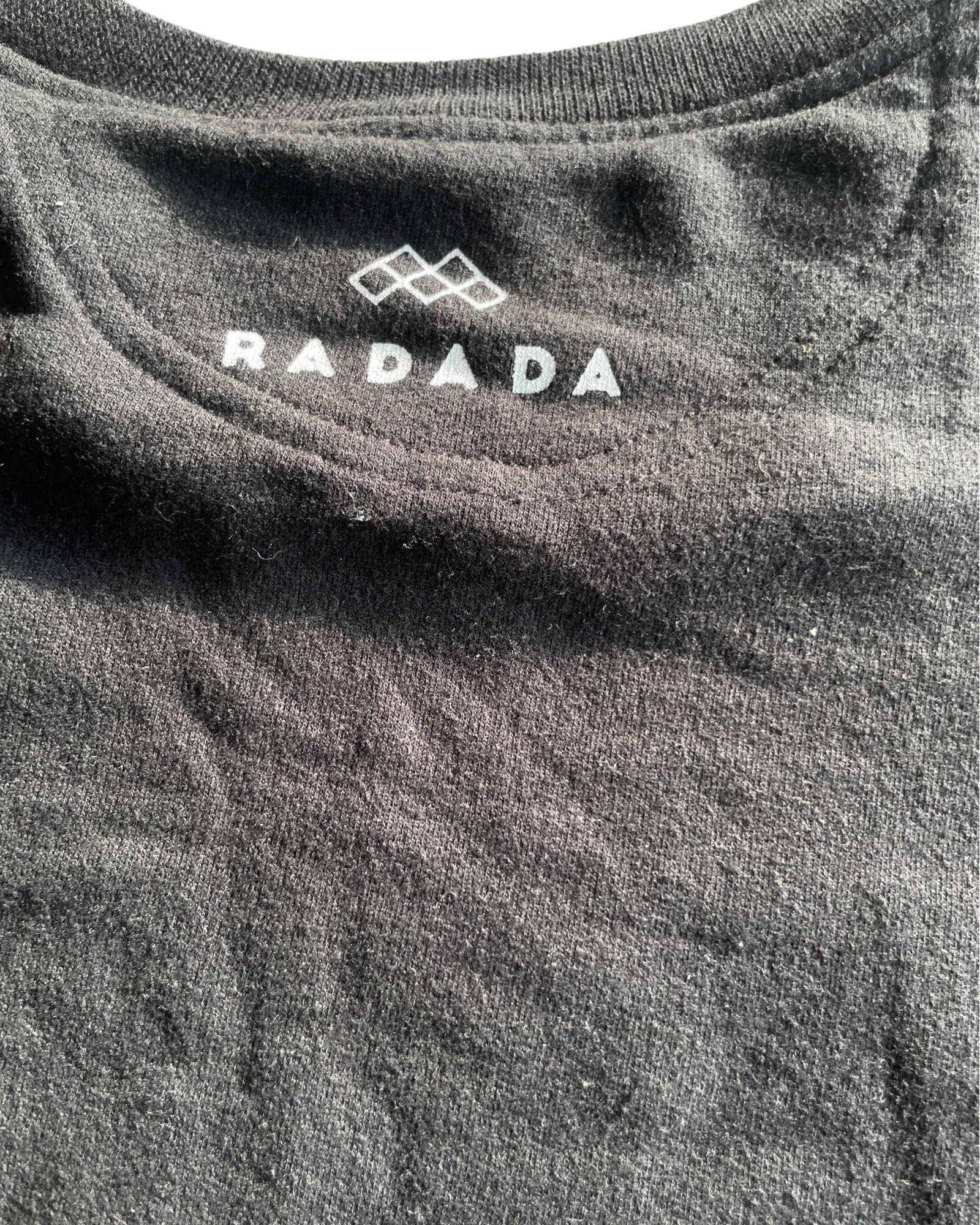 Magnificent Courland Radada Black Sweatshirt - Size M (SKU 4611)