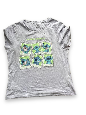 Rubynee Vintage y2k white disney tshirt