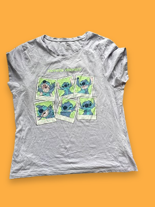 Rubynee Vintage y2k white disney tshirt