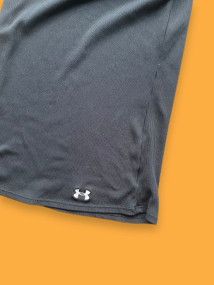 Rubynee Vintage y2k black under armour singlet