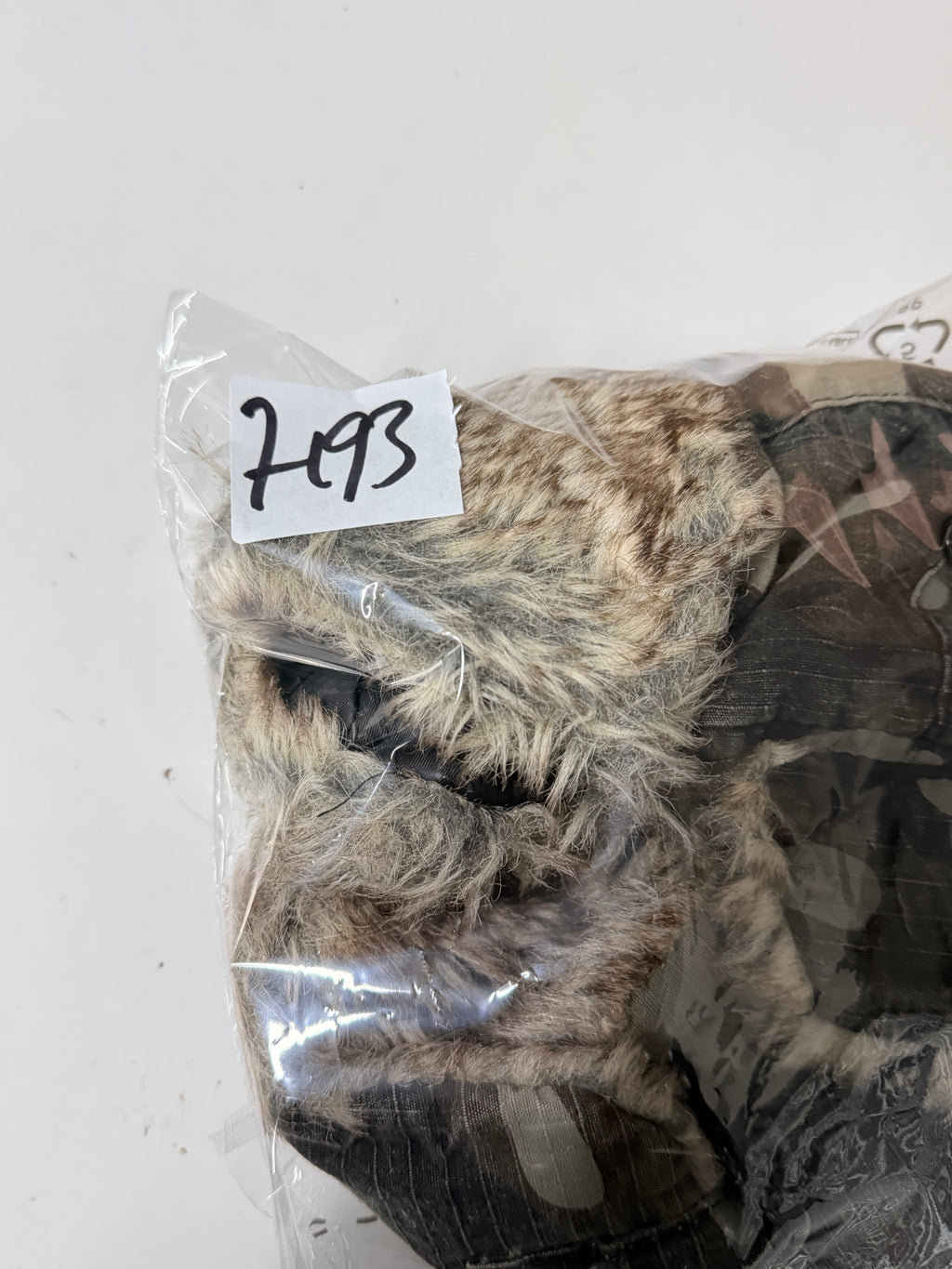 Unisex Camouflage Military-Style Trapper Hat Featuring Faux Fur Lining and Ear Flaps Size One Size SKU 7193