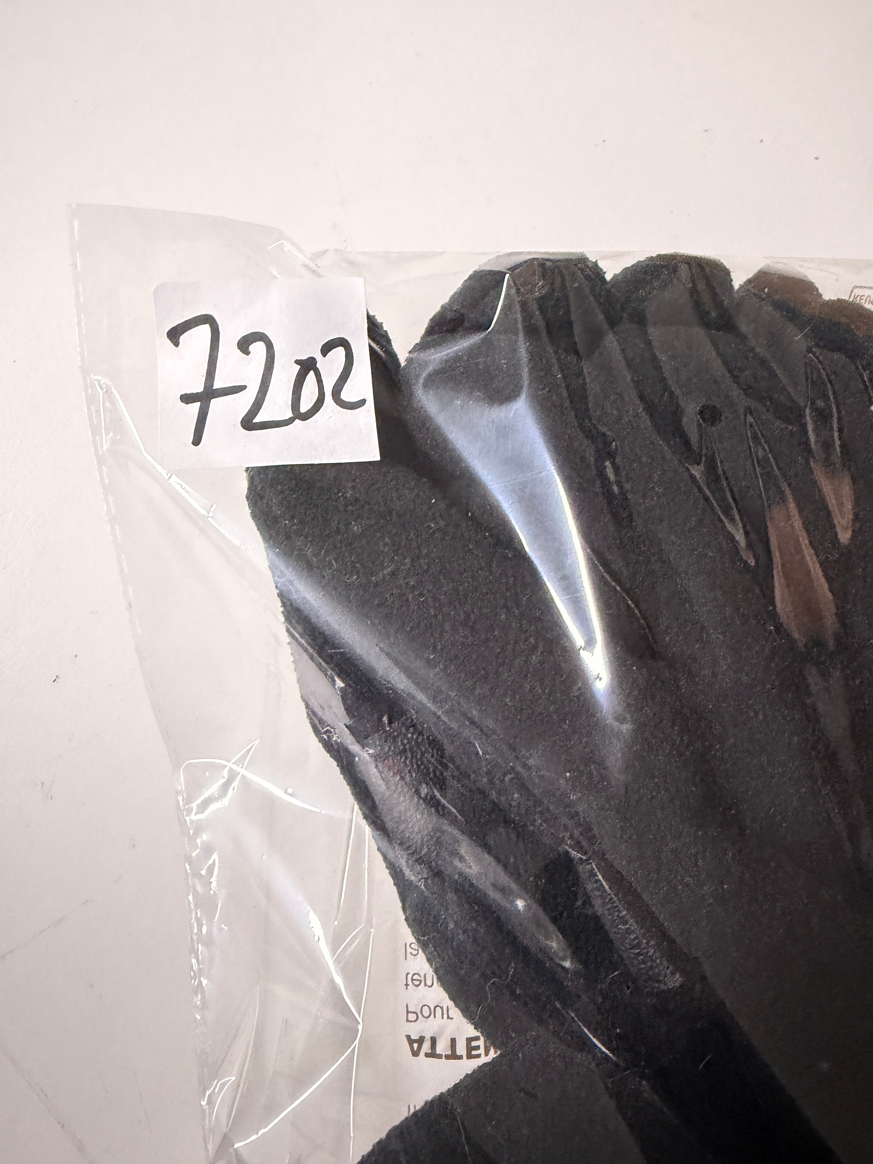 Thinsulate Fleece Glove - Size M SKU 7202