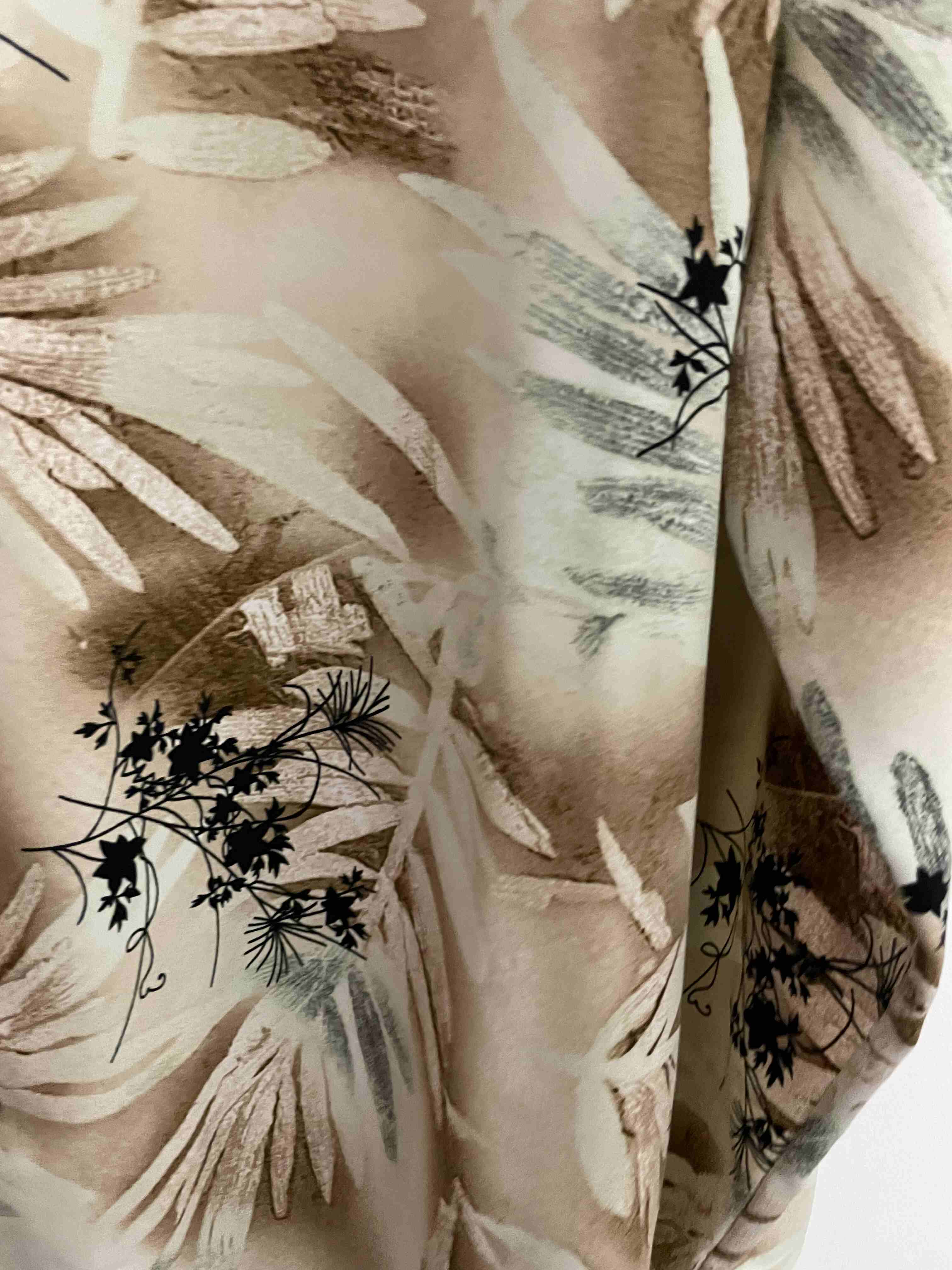 Vintage cream floral pattern small long sleeve shirt