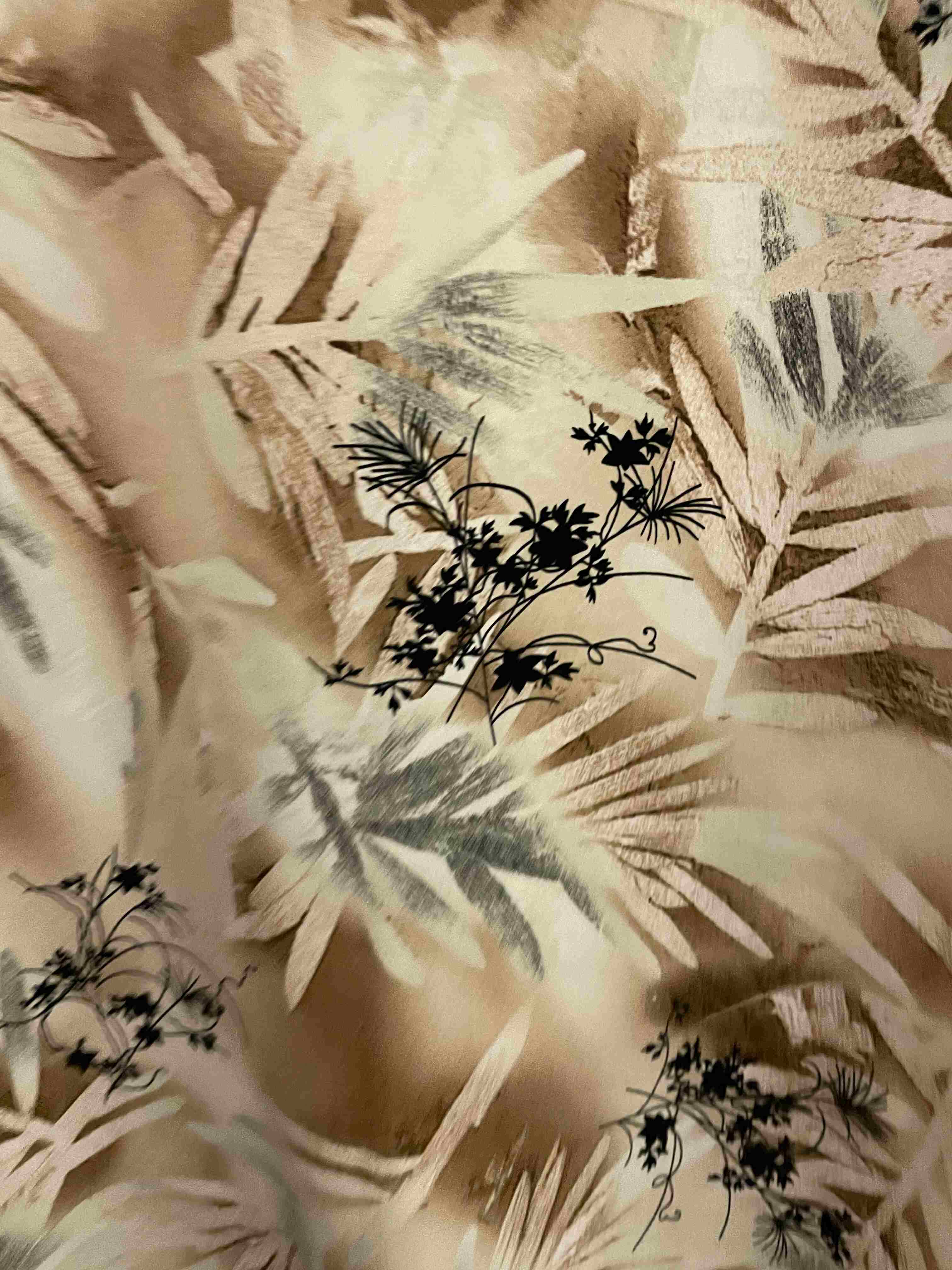 Vintage cream floral pattern small long sleeve shirt