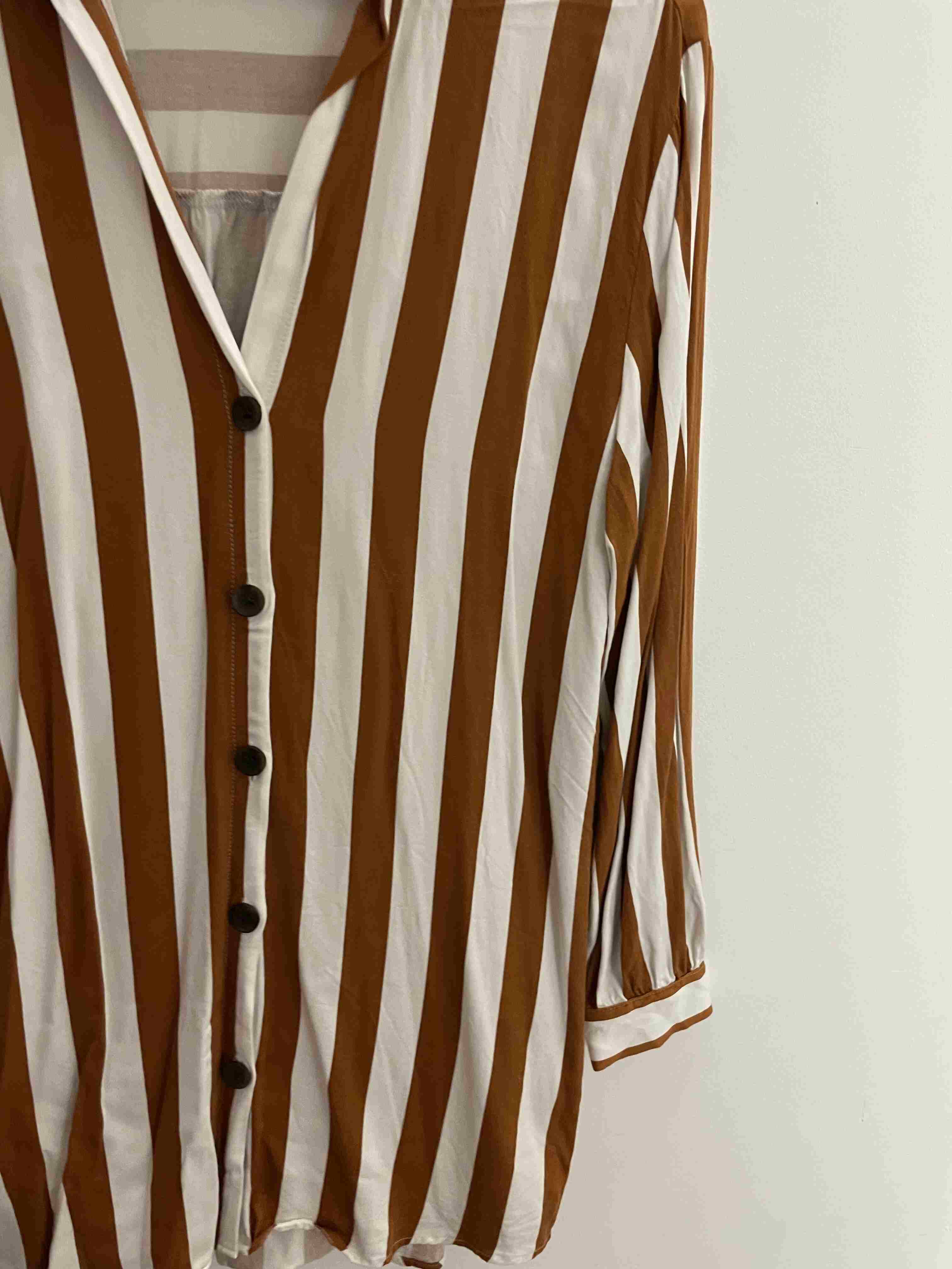 Vintage white and brown stripe linen womens medium shirt