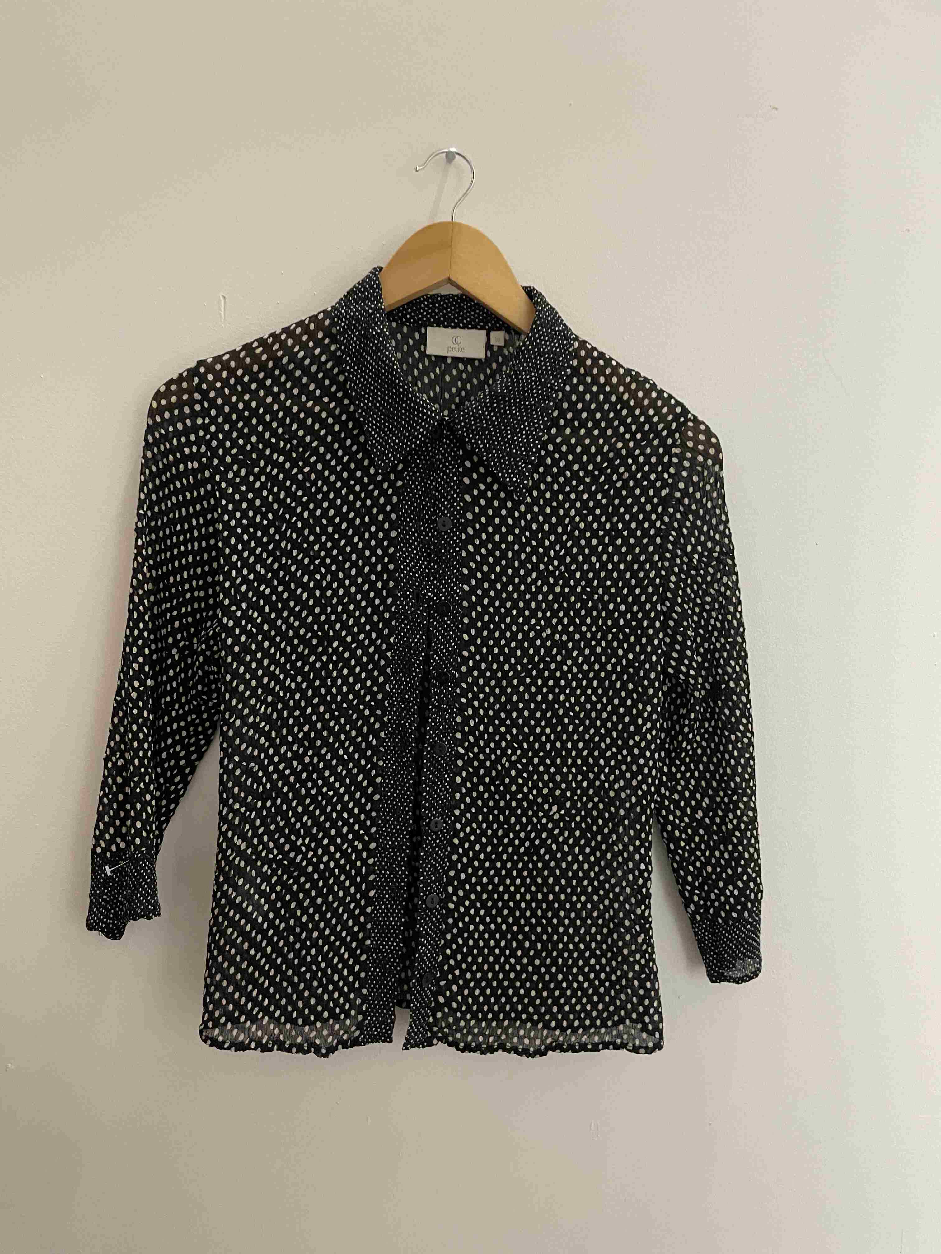 Vintage petite black dotted pattern women top size 10