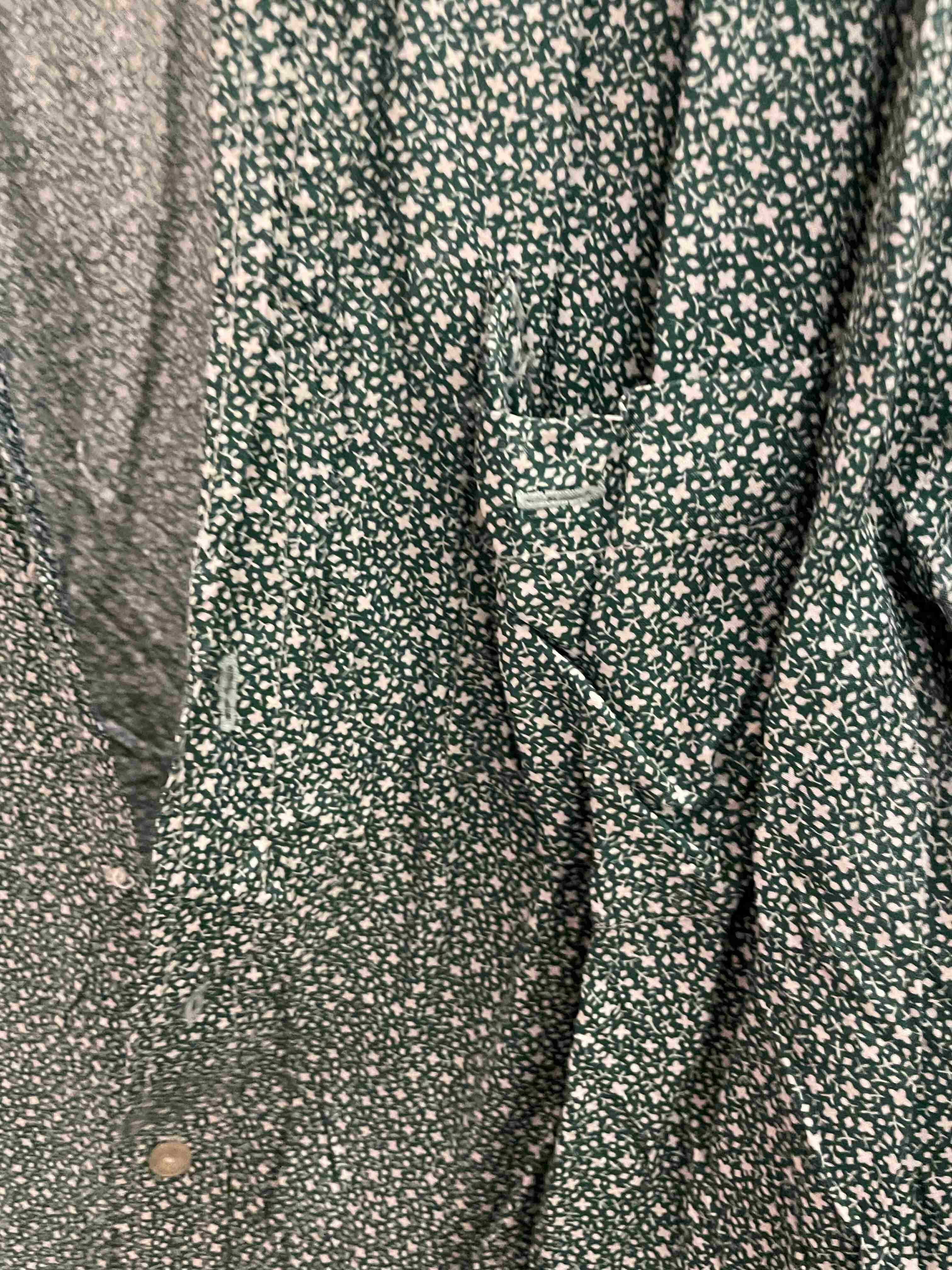 Vintage MC Oneil Green printed pattern mens shirt size M