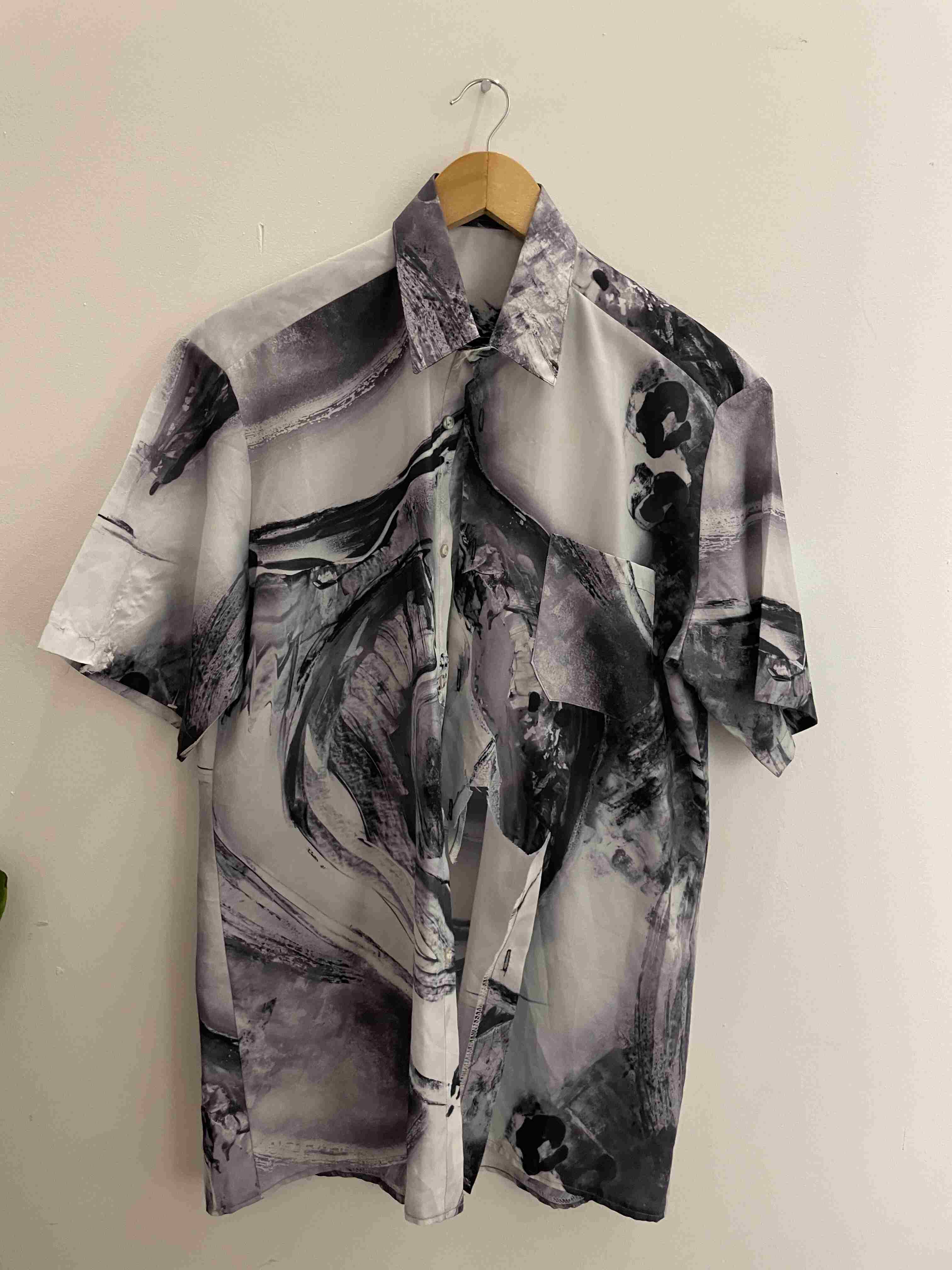 Vintage black and white abstract pattern medium short sleeve shirt