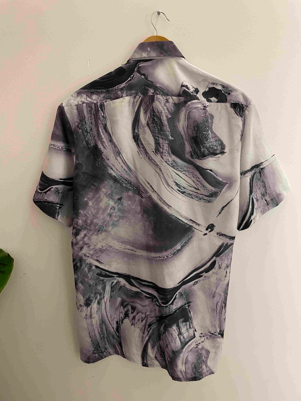 Vintage black and white abstract pattern medium short sleeve shirt