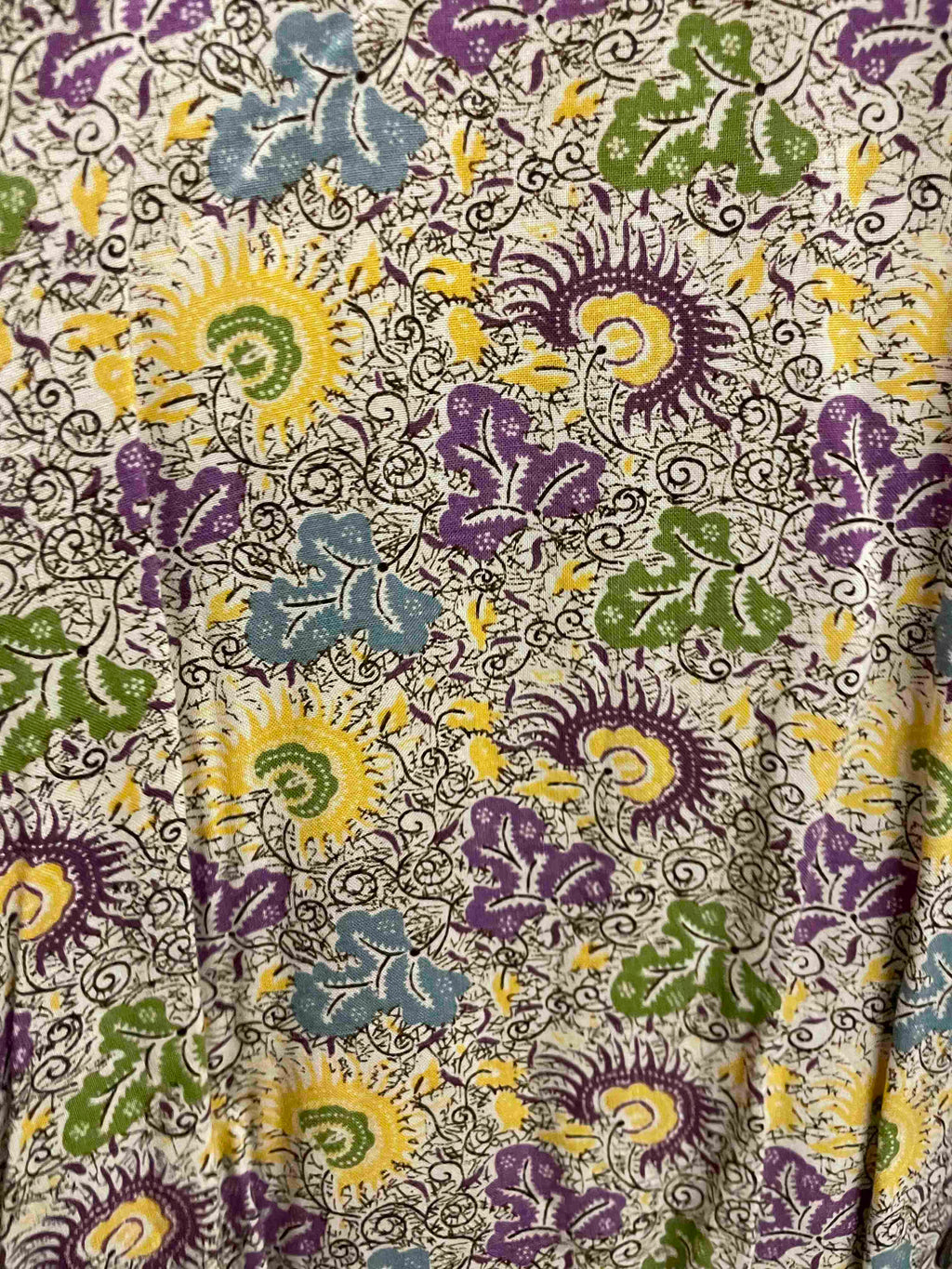 Vintage R exclusive multi floral pattern medium shirt