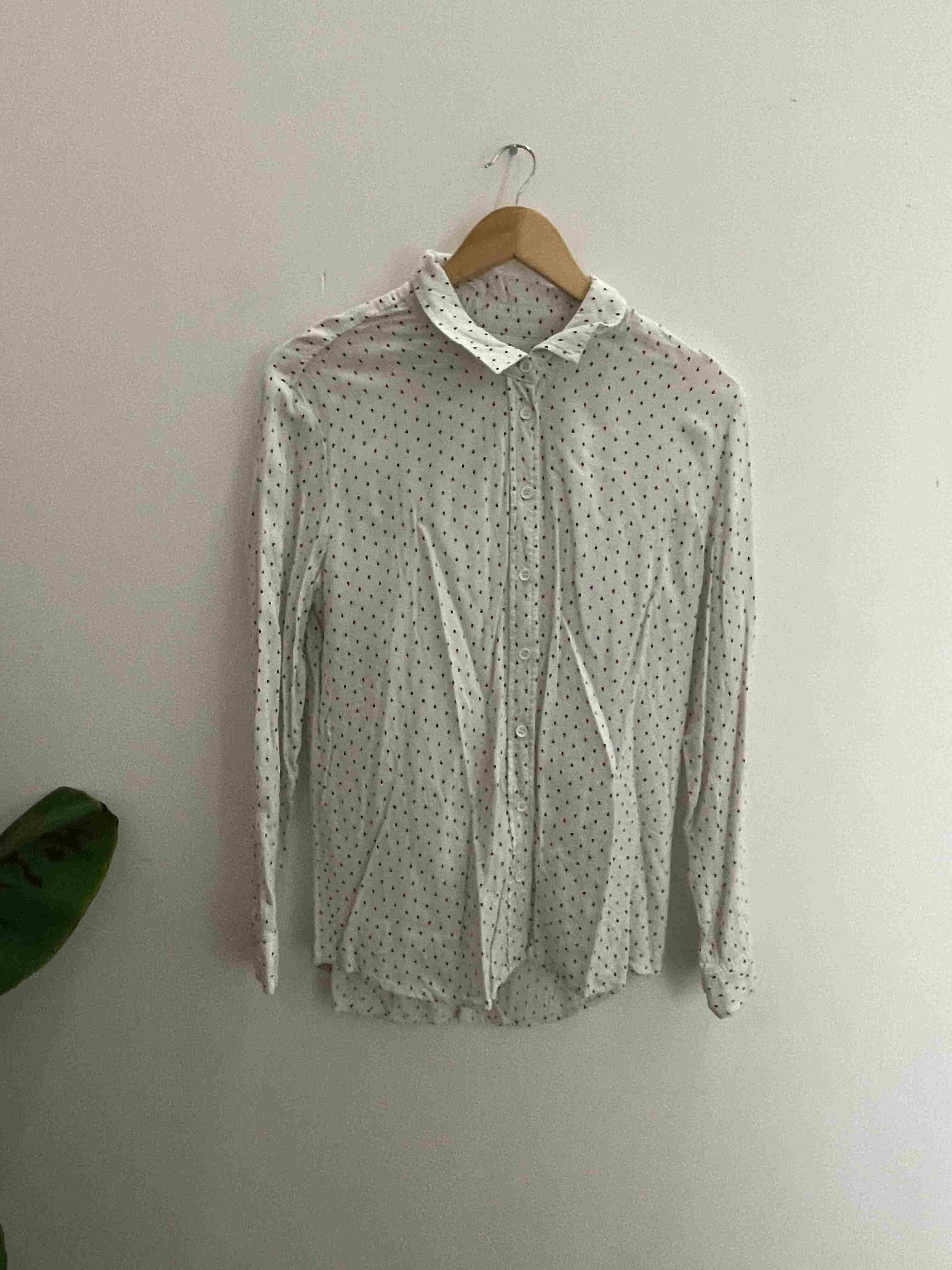 Vintage hush white printed pattern regular fit small shirt