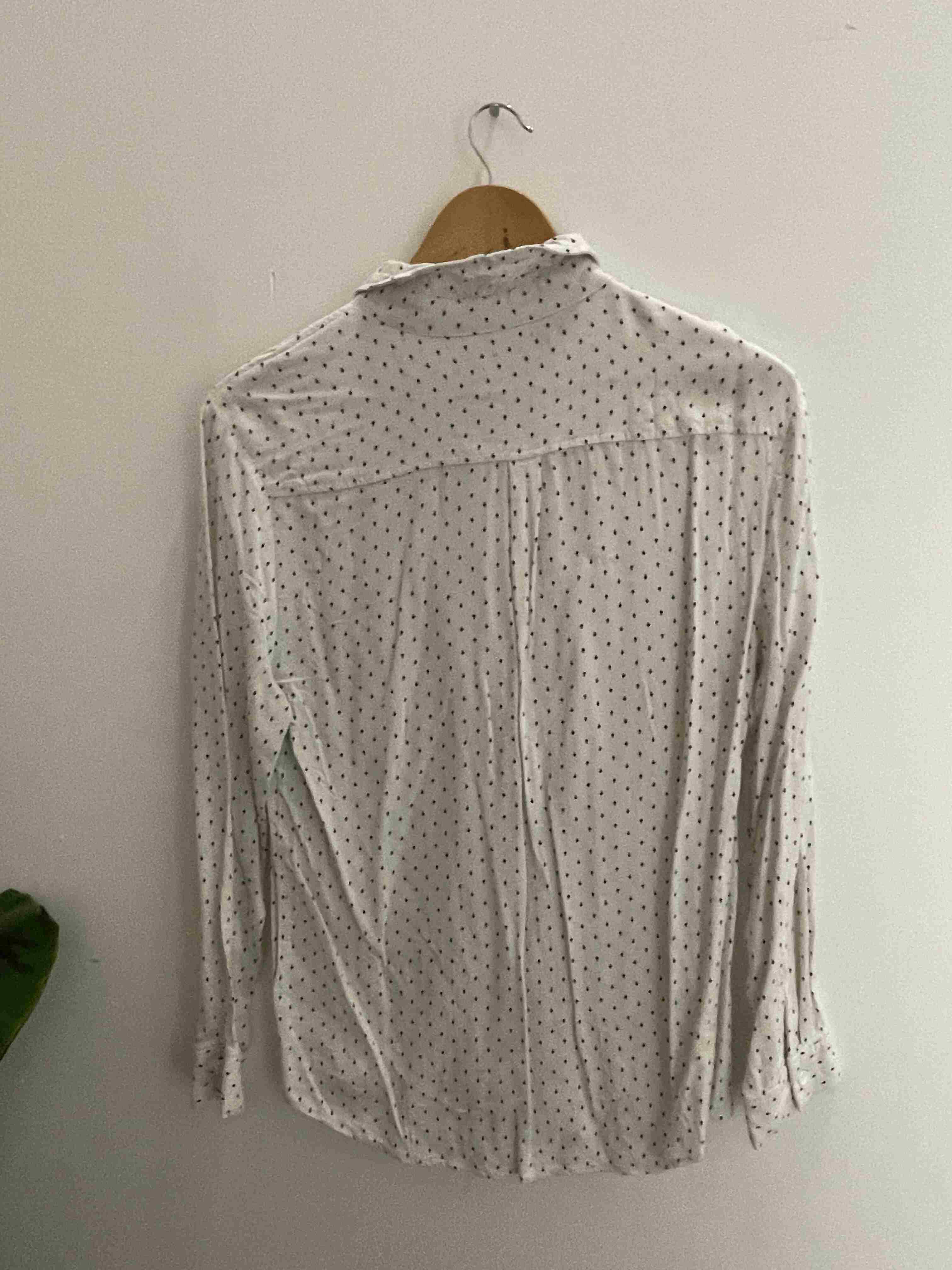 Vintage hush white printed pattern regular fit small shirt